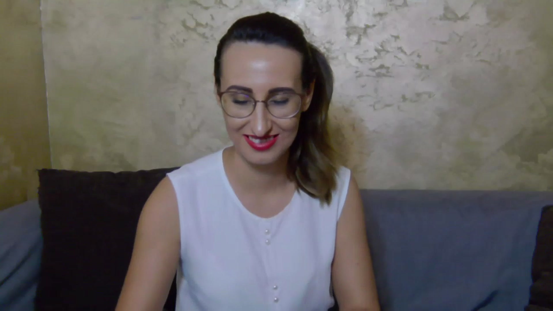 Gallery image thumbnail from LysAddiction's myfreecams stream on, 08/06/2023, 17:39 image 8 of 20