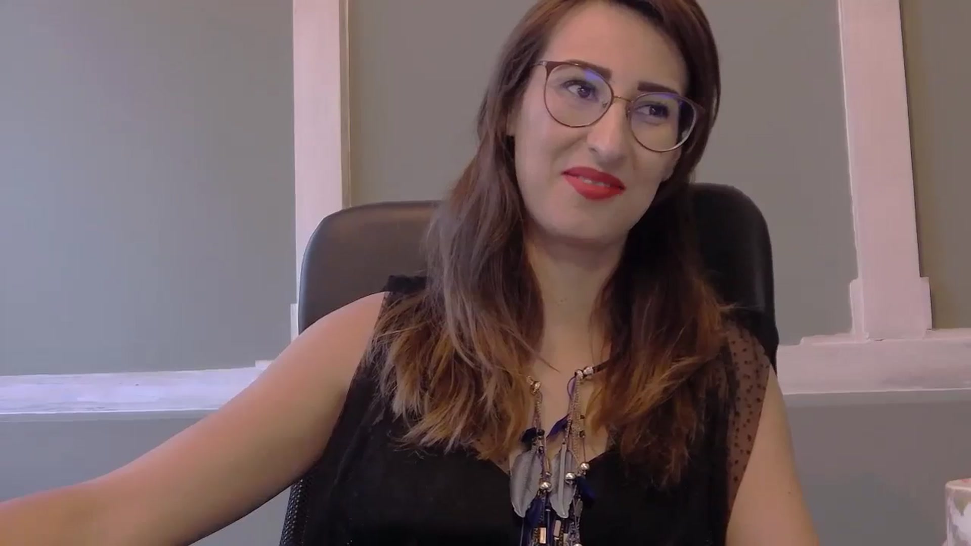 Gallery image thumbnail from LysAddiction's myfreecams stream on, 08/12/2023, 16:08 image 3 of 20