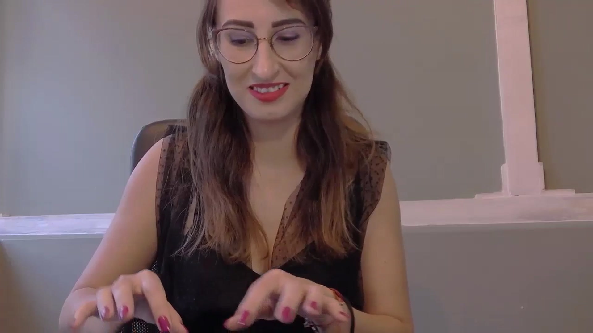 Gallery image thumbnail from LysAddiction's myfreecams stream on, 08/12/2023, 16:08 image 16 of 20