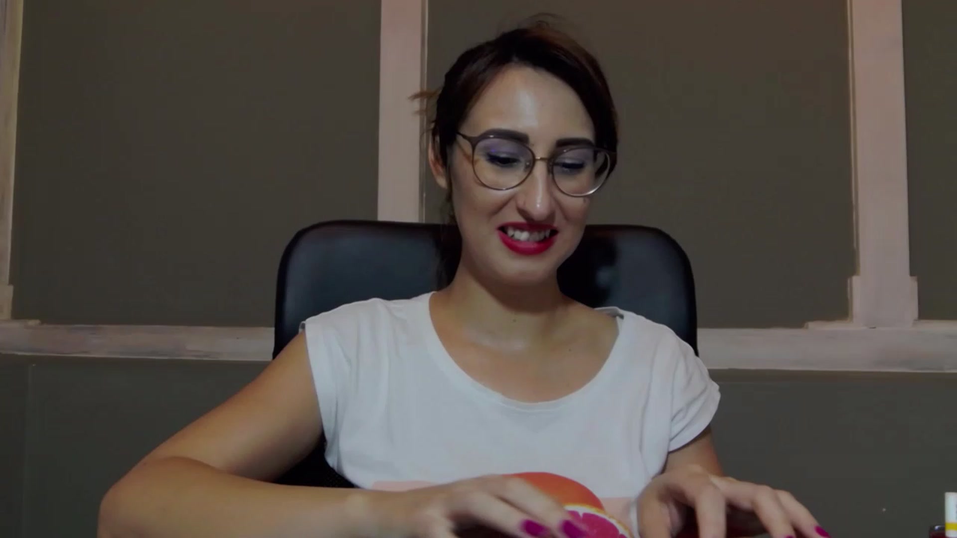 Gallery image thumbnail from LysAddiction's myfreecams stream on, 08/14/2023, 19:14 image 11 of 20