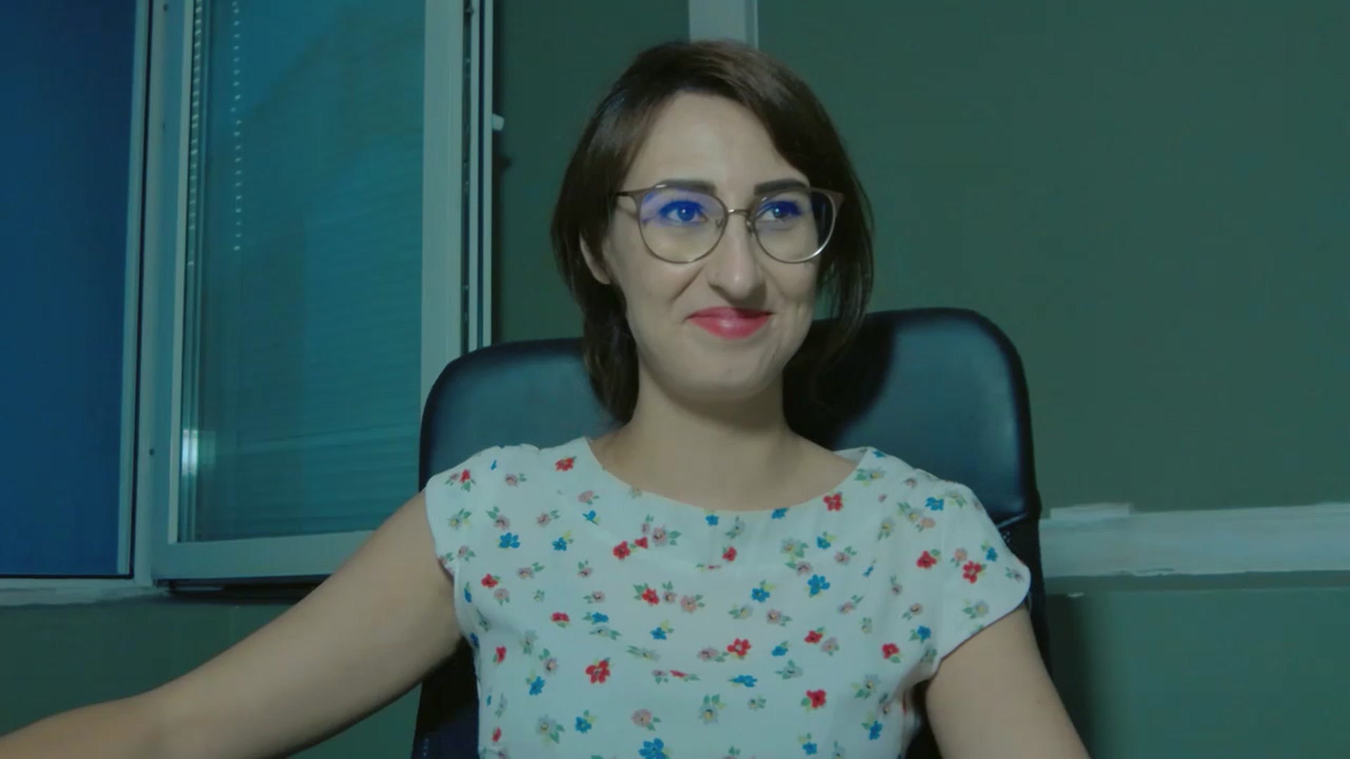 Gallery image thumbnail from LysAddiction's myfreecams stream on, 08/18/2023, 17:34 image 10 of 20