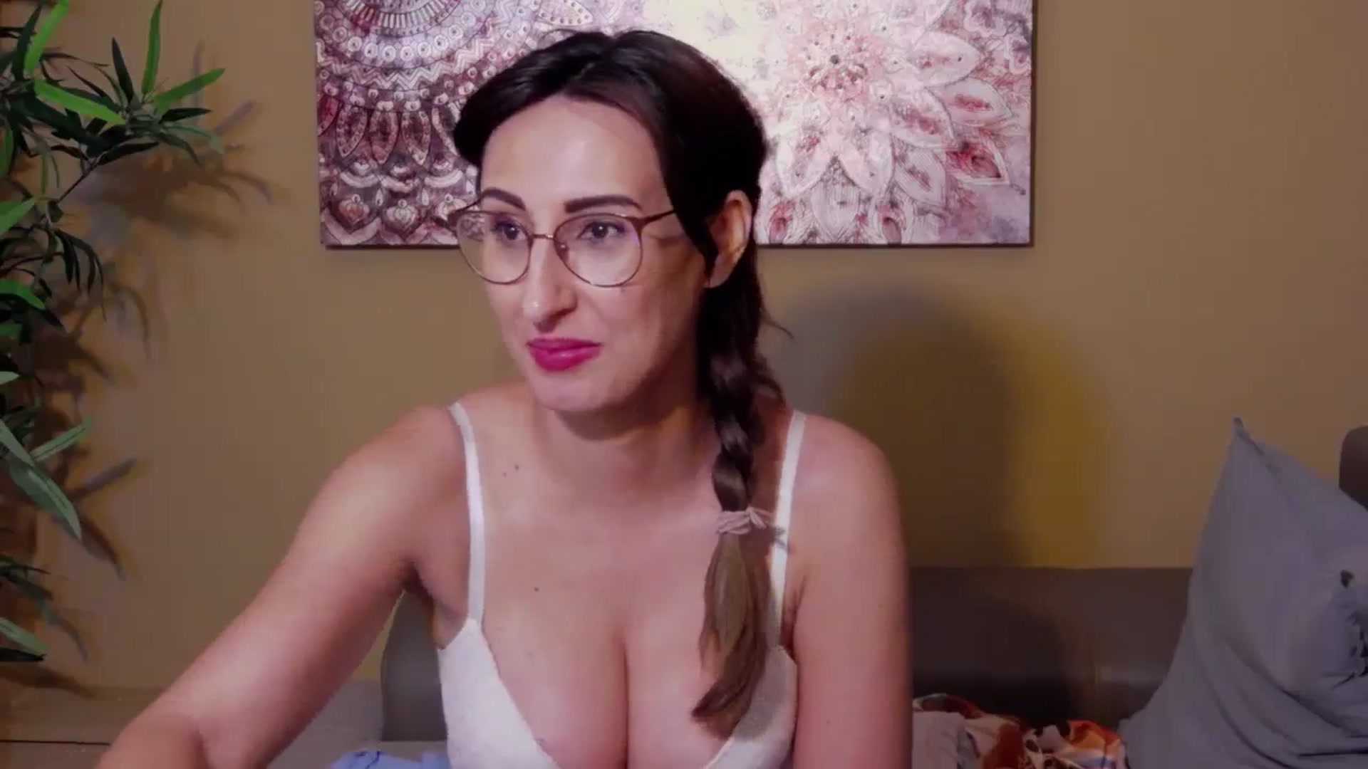 Gallery image thumbnail from LysAddiction's myfreecams stream on, 08/30/2023, 19:30 image 14 of 20