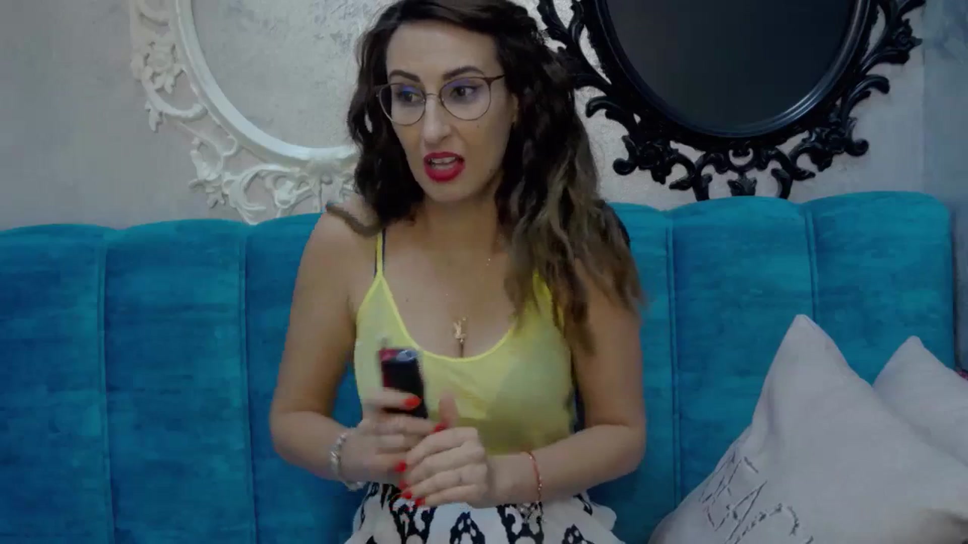 Gallery image thumbnail from LysAddiction's myfreecams stream on, 09/01/2023, 17:19 image 6 of 20
