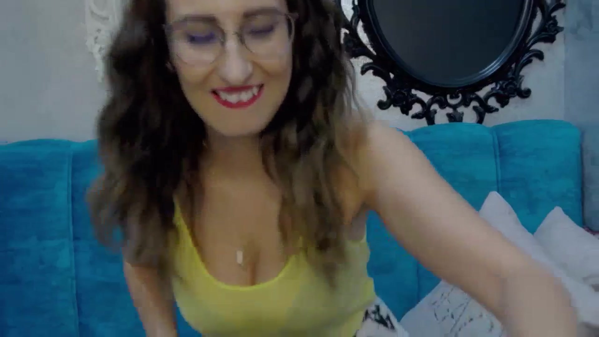 Gallery image thumbnail from LysAddiction's myfreecams stream on, 09/01/2023, 17:19 image 8 of 20