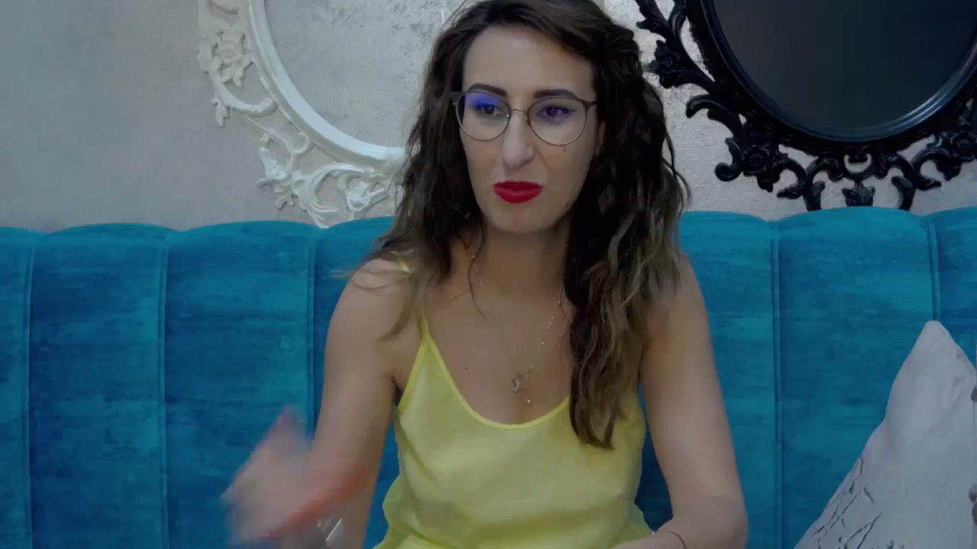 Gallery image thumbnail from LysAddiction's myfreecams stream on, 09/01/2023, 19:13 image 15 of 20