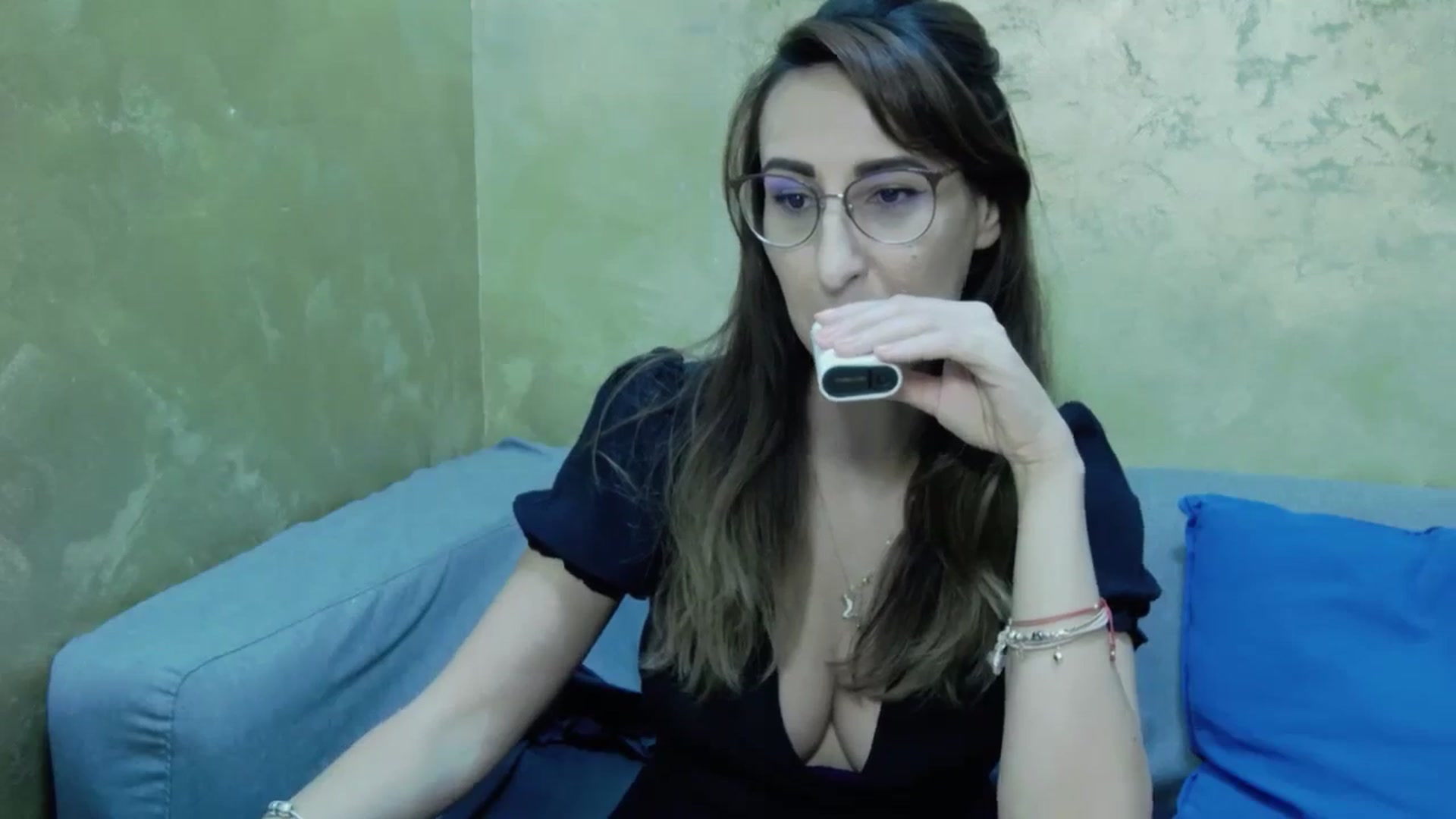 Gallery image thumbnail from LysAddiction's myfreecams stream on, 09/09/2023, 16:46 image 2 of 20