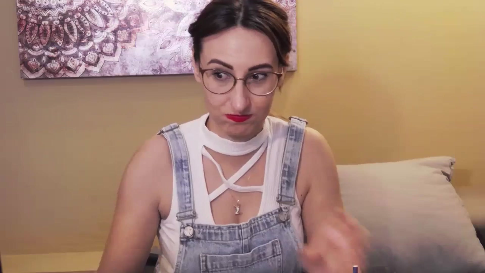 Gallery image thumbnail from LysAddiction's myfreecams stream on, 09/10/2023, 14:40 image 14 of 20