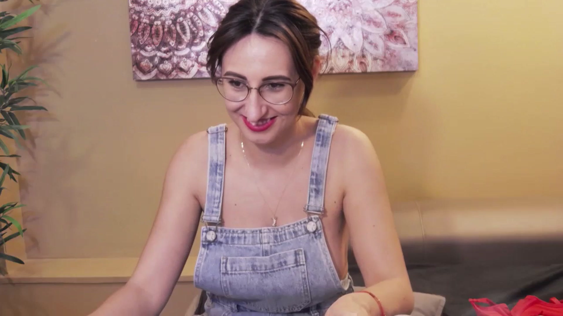 Gallery image thumbnail from LysAddiction's myfreecams stream on, 09/10/2023, 18:05 image 5 of 20