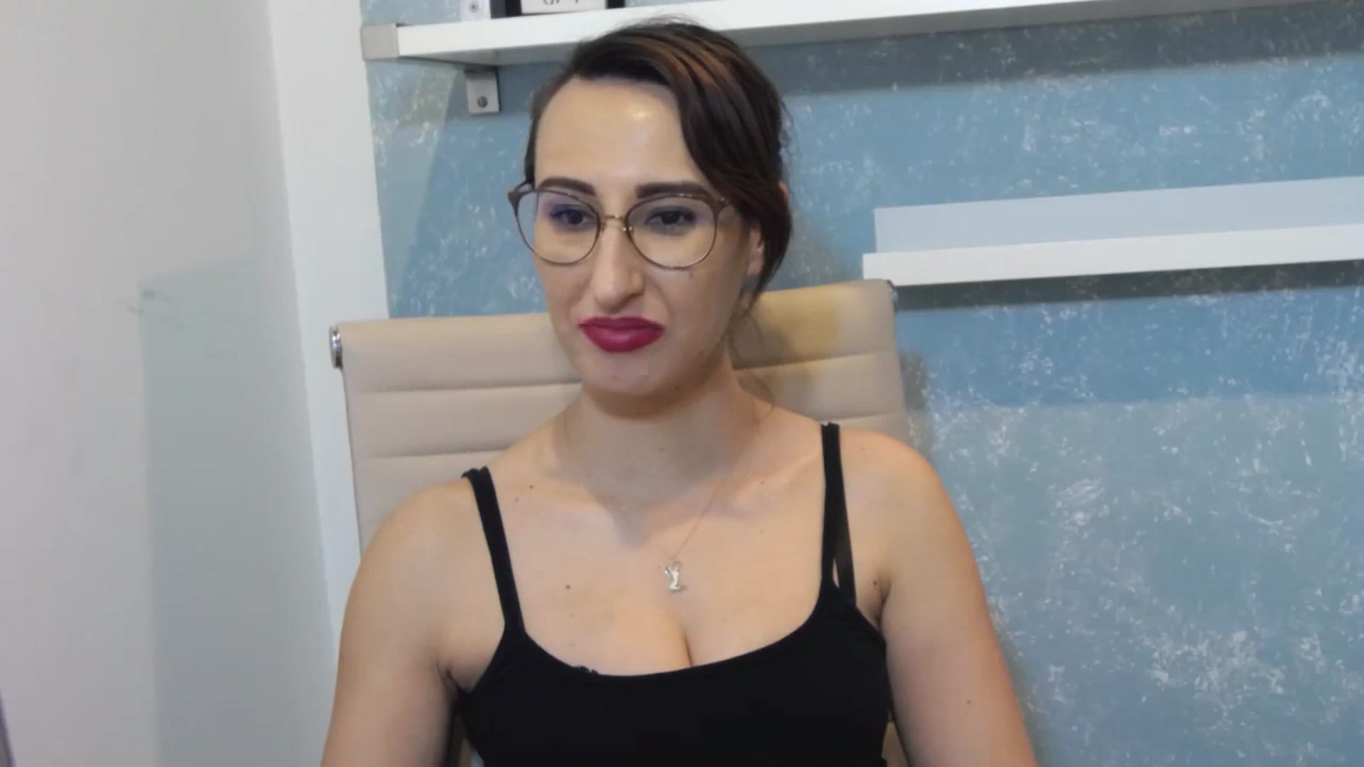 Gallery image thumbnail from LysAddiction's myfreecams stream on, 09/20/2023, 18:34 image 14 of 20