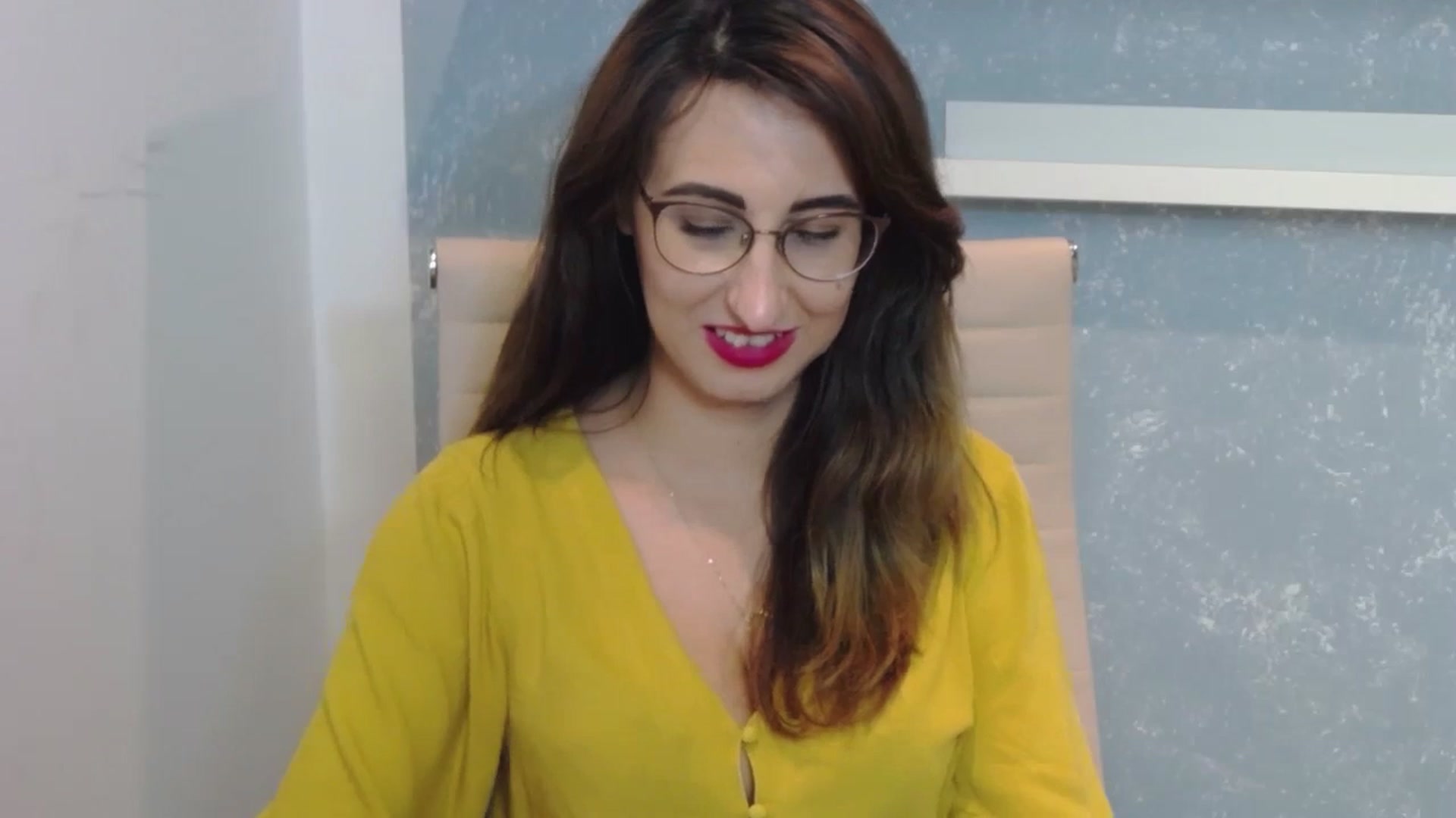 Gallery image thumbnail from LysAddiction's myfreecams stream on, 09/25/2023, 18:51 image 6 of 20