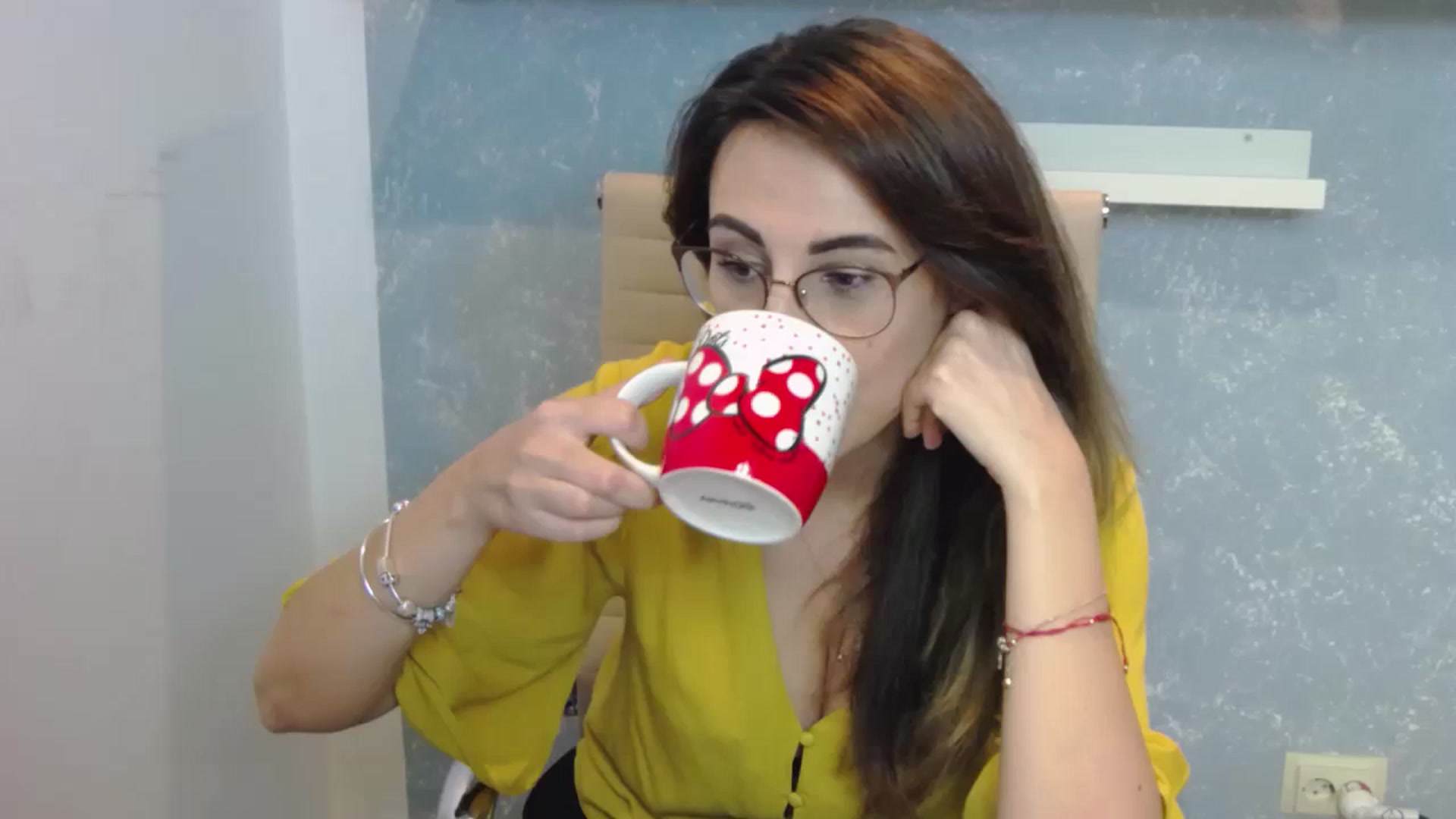 Gallery image thumbnail from LysAddiction's myfreecams stream on, 09/25/2023, 18:51 image 1 of 20