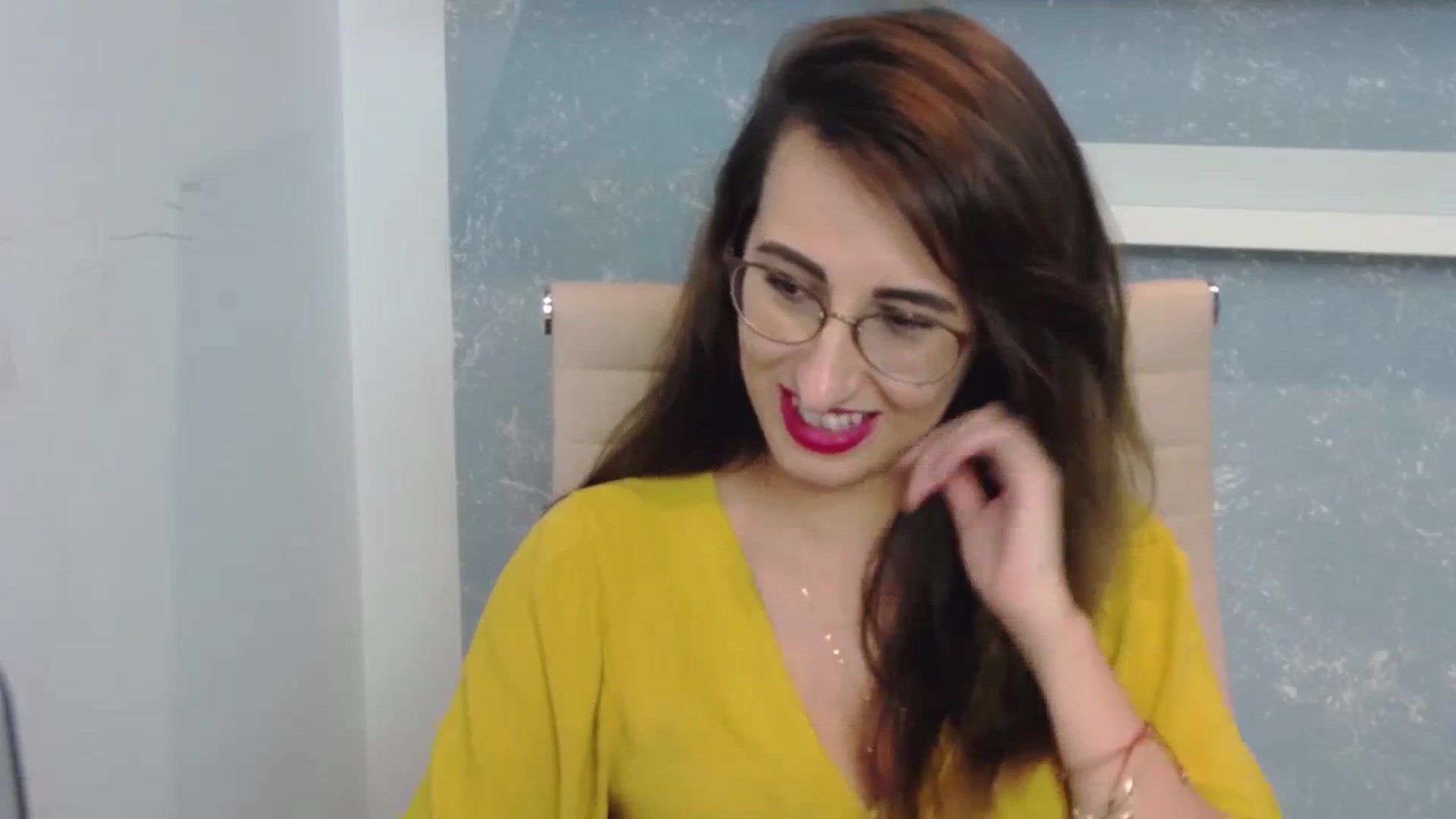 Gallery image thumbnail from LysAddiction's myfreecams stream on, 09/25/2023, 18:51 image 12 of 20