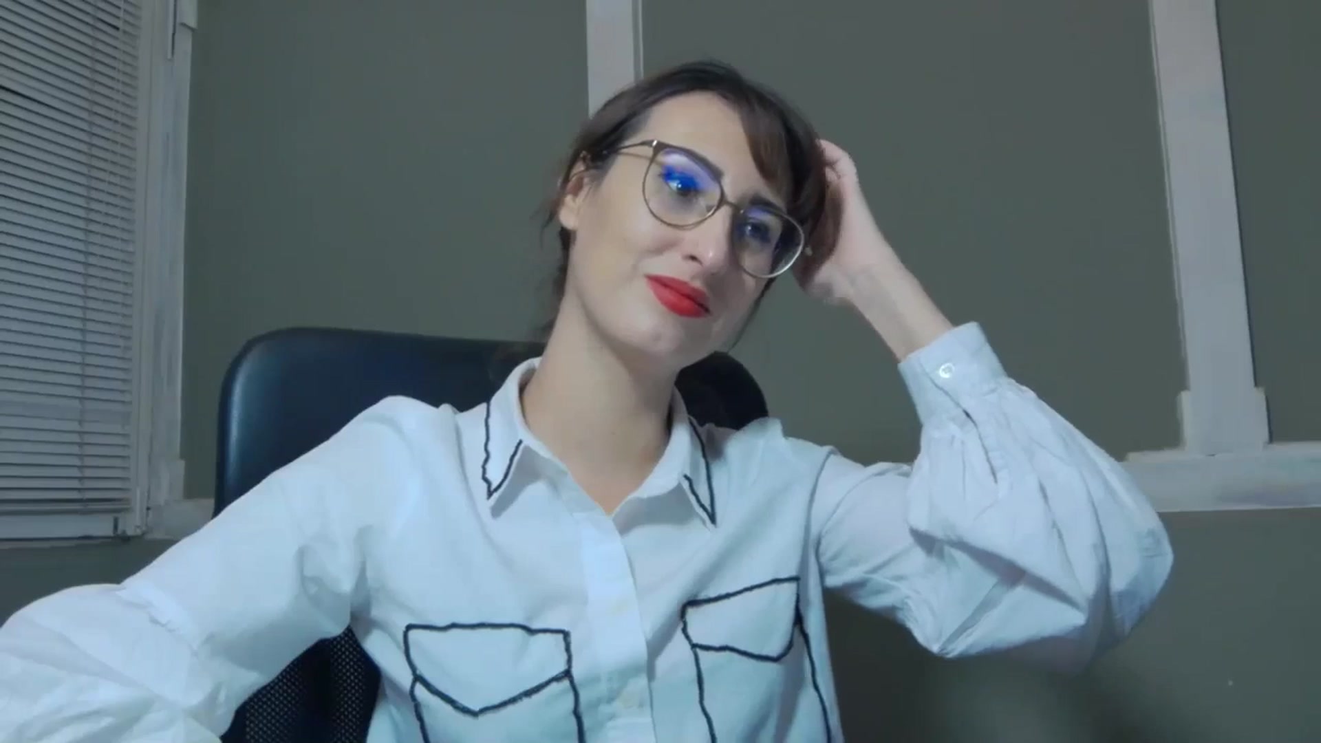 Gallery image thumbnail from LysAddiction's myfreecams stream on, 10/09/2023, 18:13 image 13 of 20
