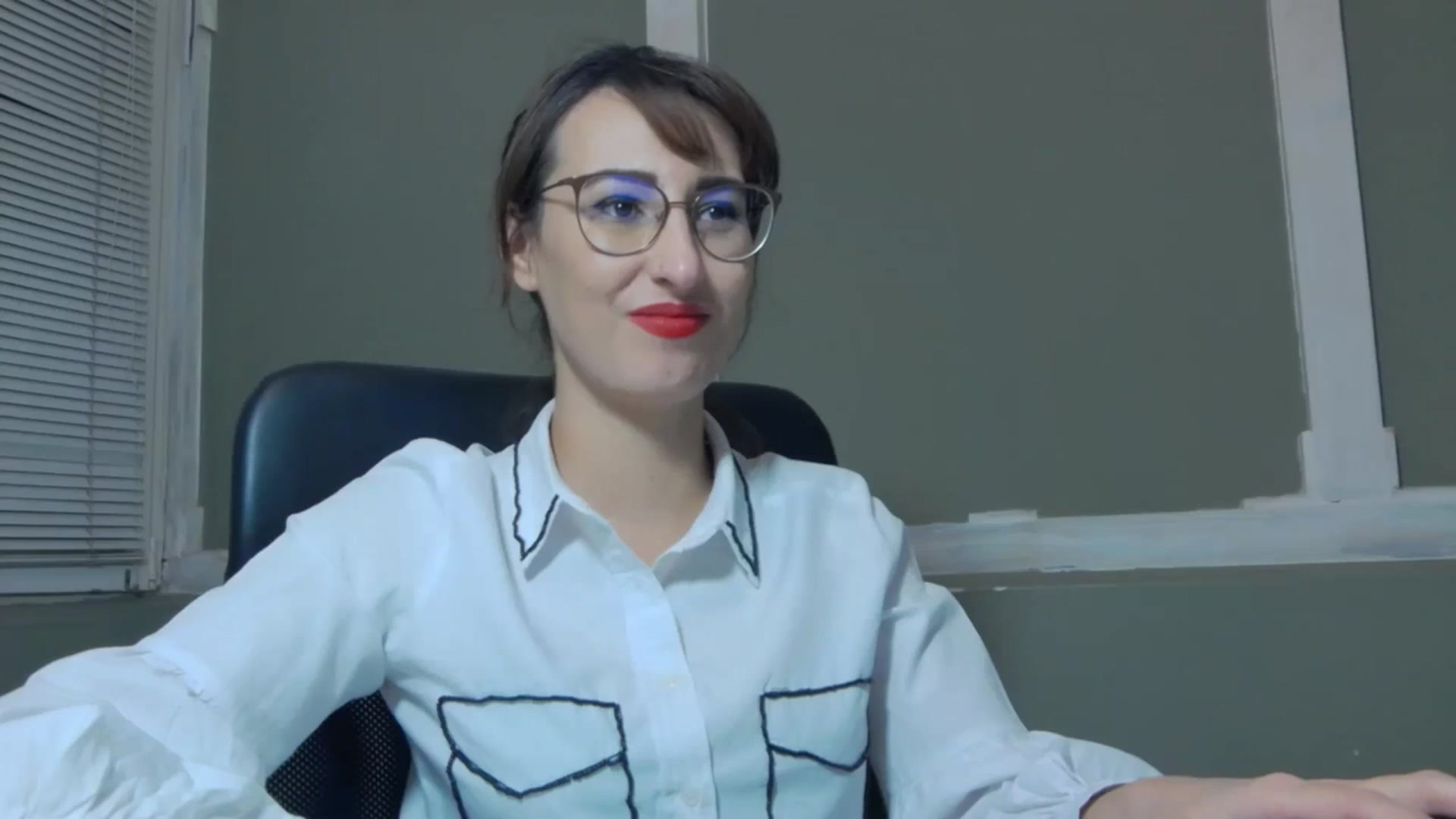 Gallery image thumbnail from LysAddiction's myfreecams stream on, 10/09/2023, 18:13 image 19 of 20