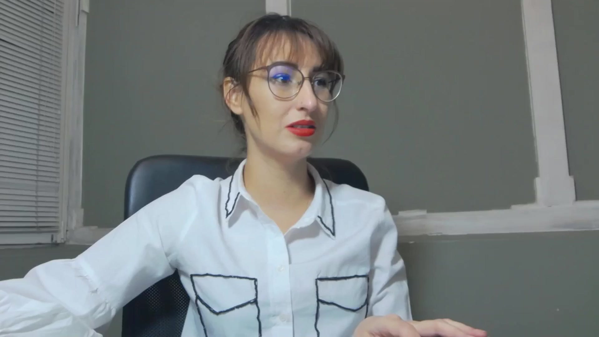 Gallery image thumbnail from LysAddiction's myfreecams stream on, 10/09/2023, 18:13 image 4 of 20