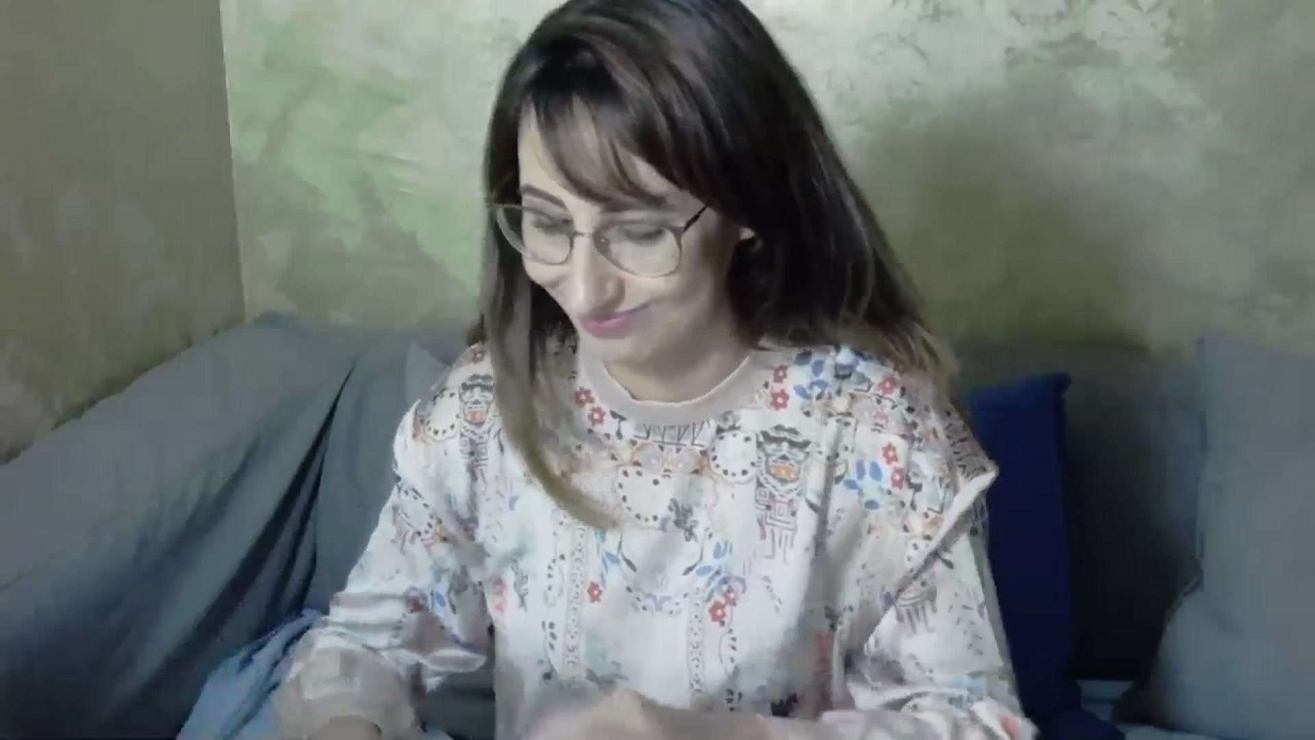 Gallery image thumbnail from LysAddiction's myfreecams stream on, 10/12/2023, 17:45 image 11 of 20