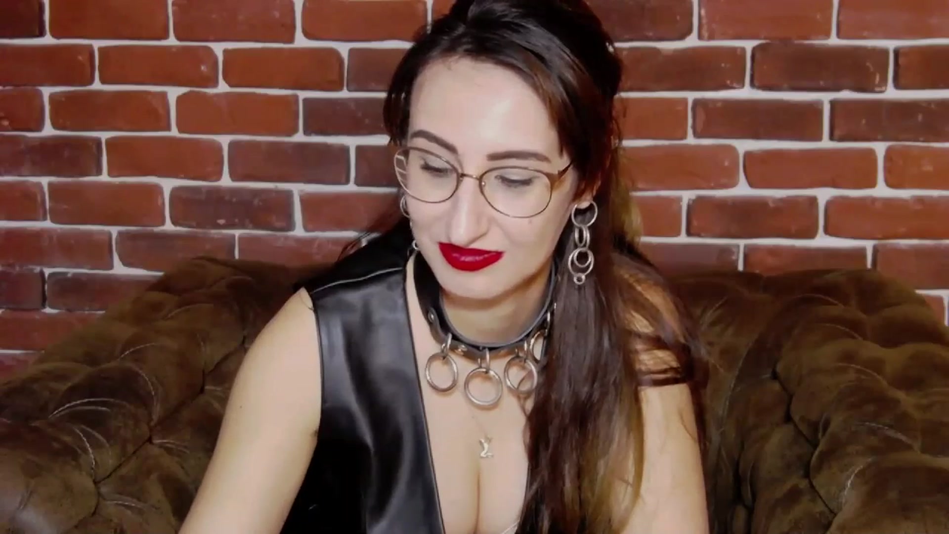 Gallery image thumbnail from LysAddiction's myfreecams stream on, 11/19/2023, 17:23 image 6 of 20