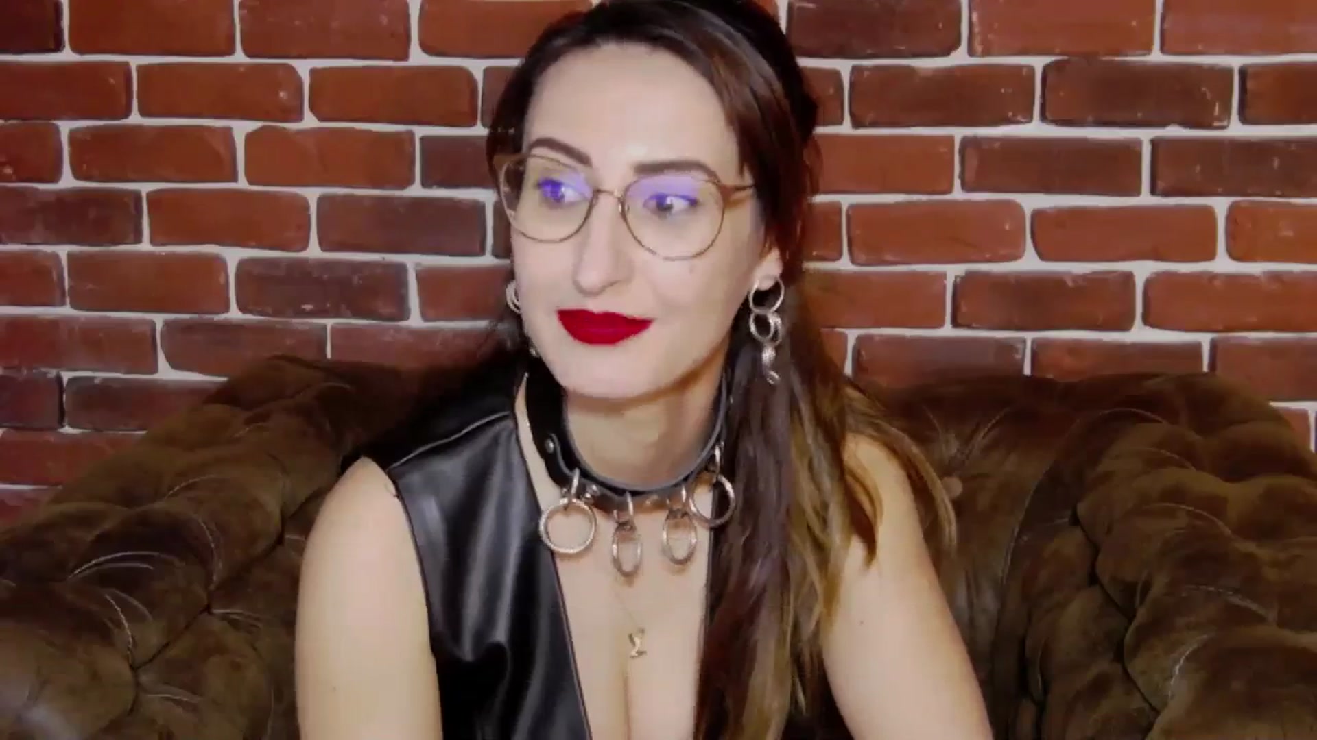 Gallery image thumbnail from LysAddiction's myfreecams stream on, 11/19/2023, 17:23 image 3 of 20