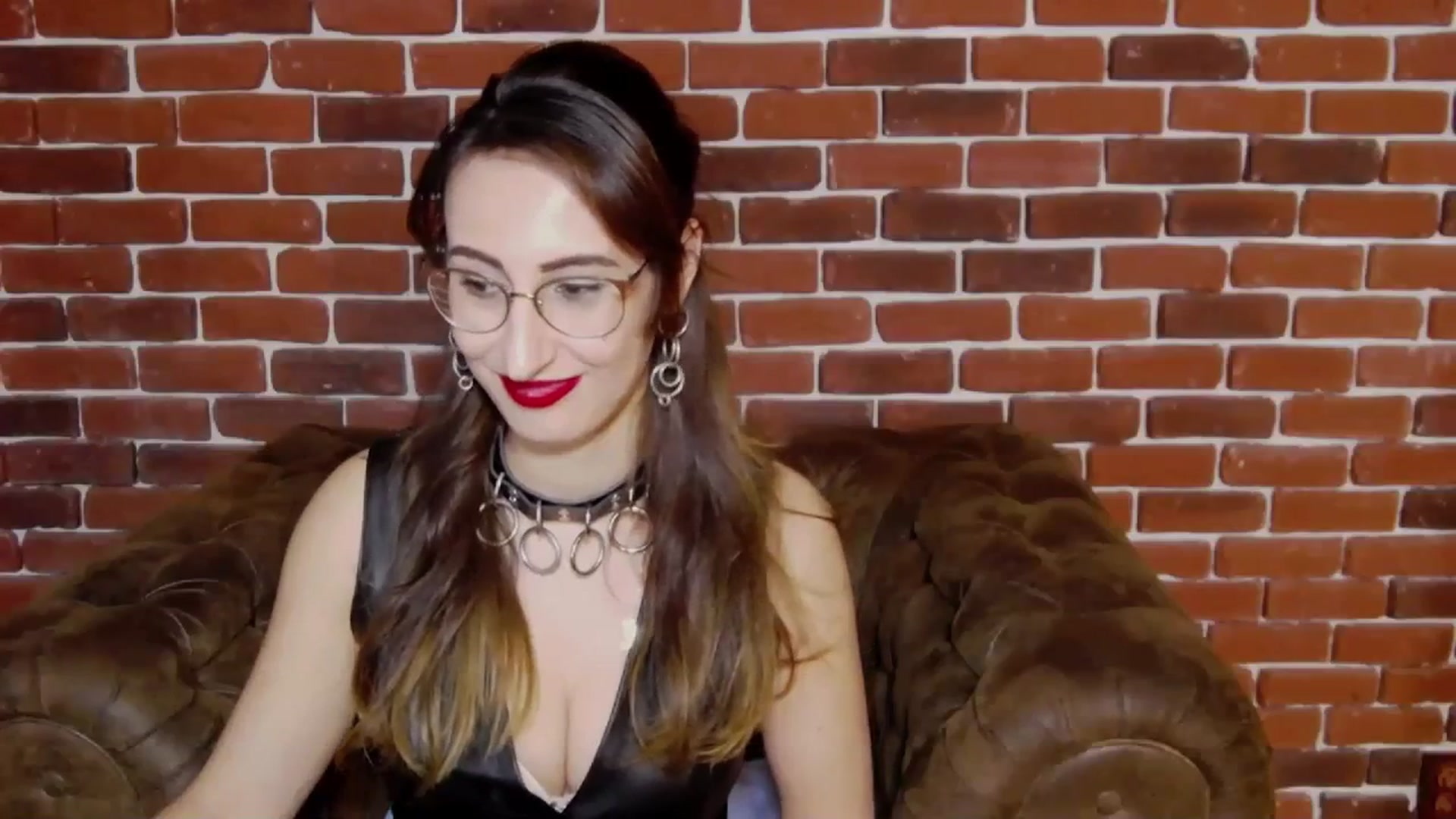 Gallery image thumbnail from LysAddiction's myfreecams stream on, 11/19/2023, 17:23 image 16 of 20