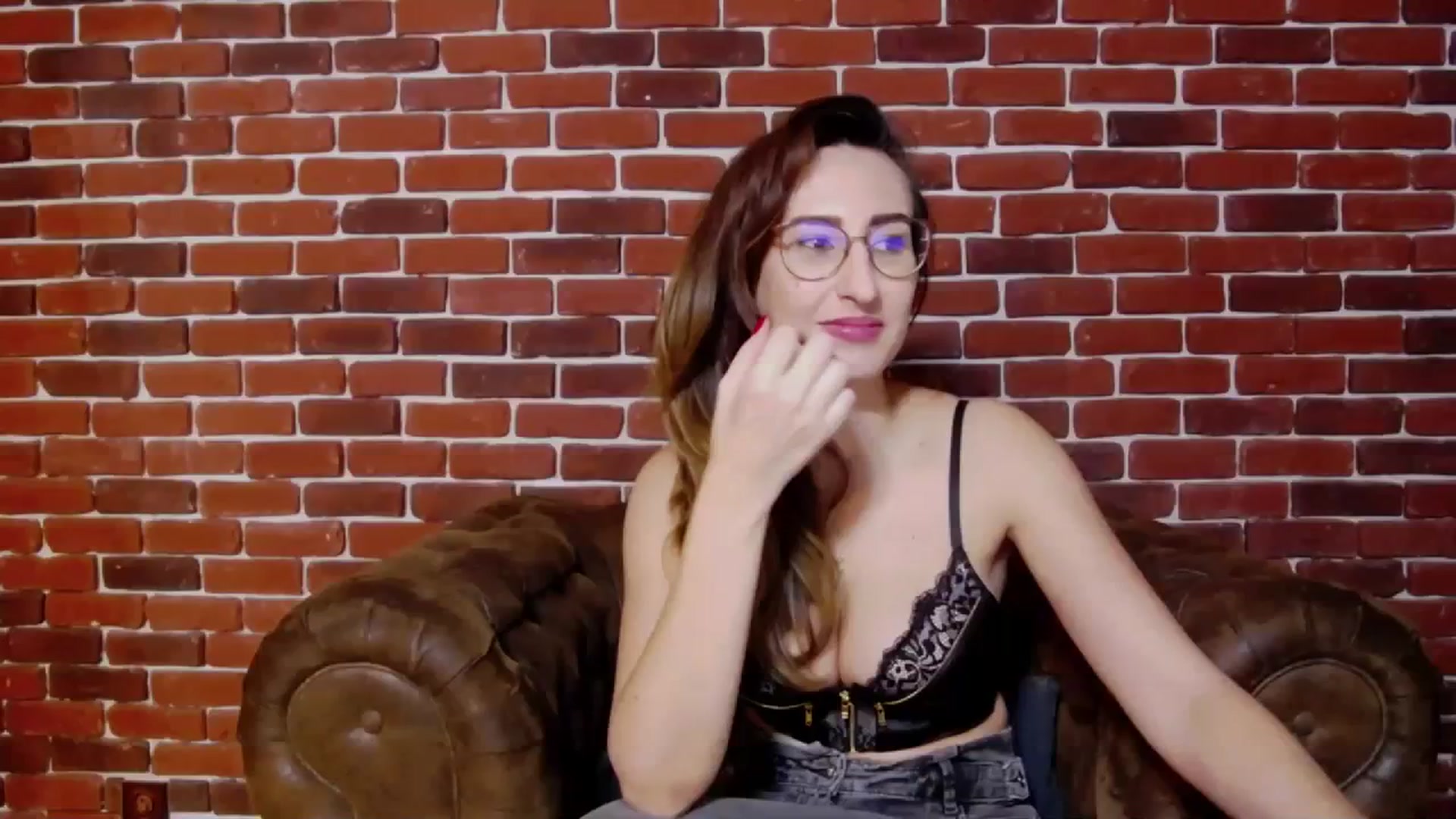Gallery image thumbnail from LysAddiction's myfreecams stream on, 11/21/2023, 01:07 image 1 of 20