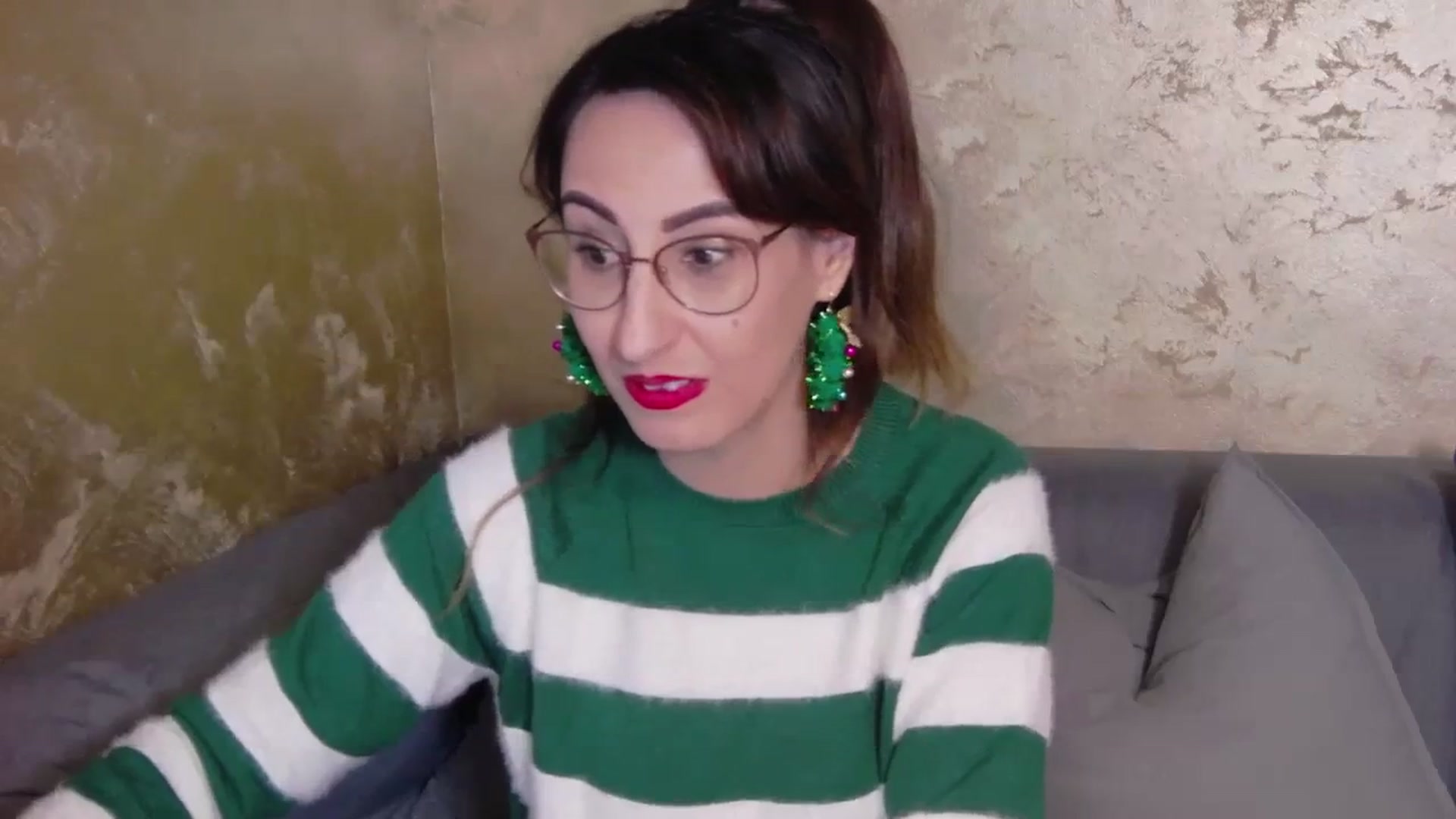 Gallery image thumbnail from LysAddiction's myfreecams stream on, 12/18/2023, 17:38 image 6 of 20
