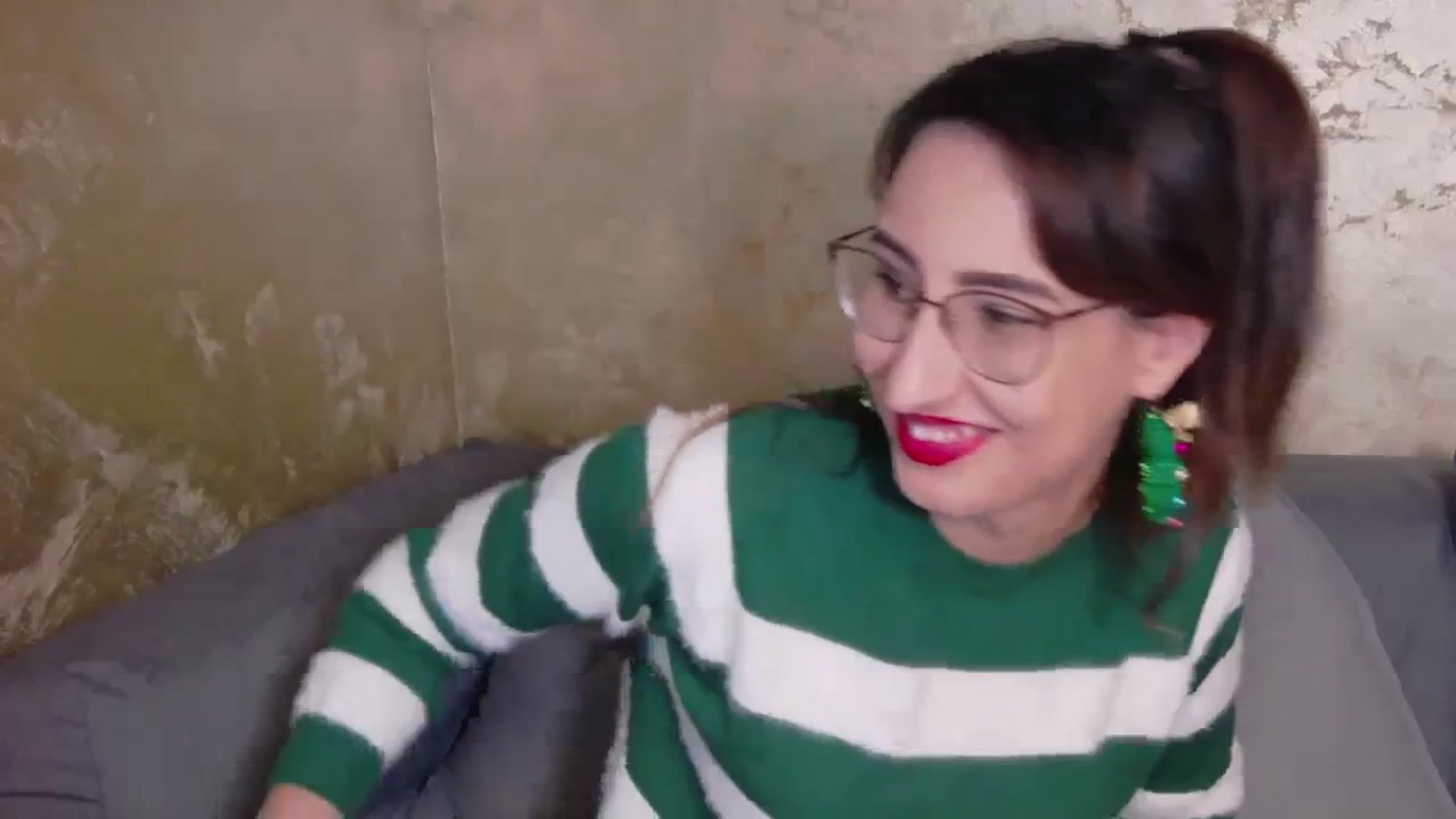 Gallery image thumbnail from LysAddiction's myfreecams stream on, 12/18/2023, 17:38 image 5 of 20