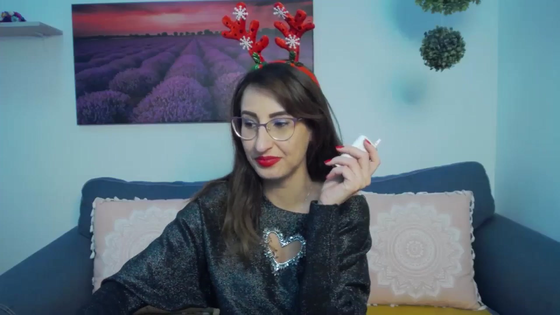 Gallery image thumbnail from LysAddiction's myfreecams stream on, 12/23/2023, 18:31 image 3 of 20