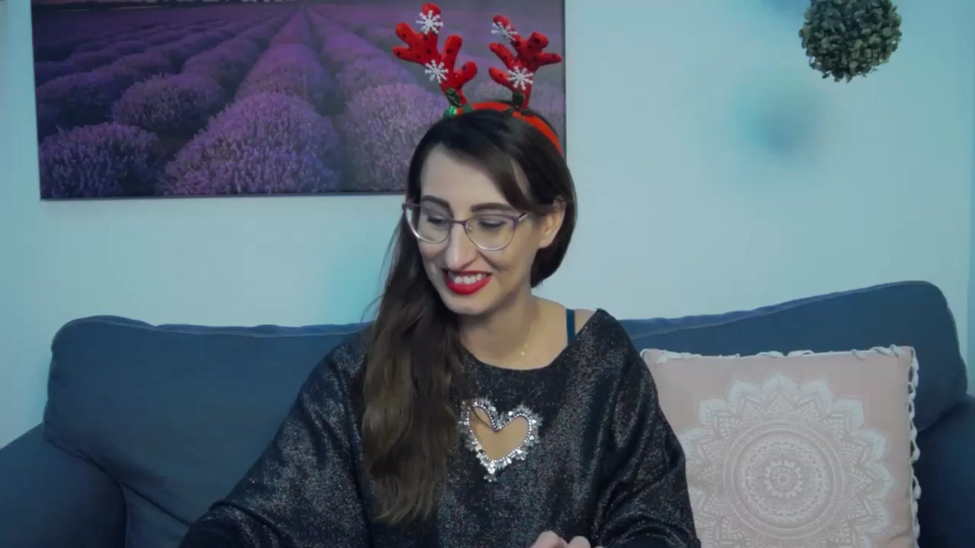 Gallery image thumbnail from LysAddiction's myfreecams stream on, 12/23/2023, 18:31 image 4 of 20
