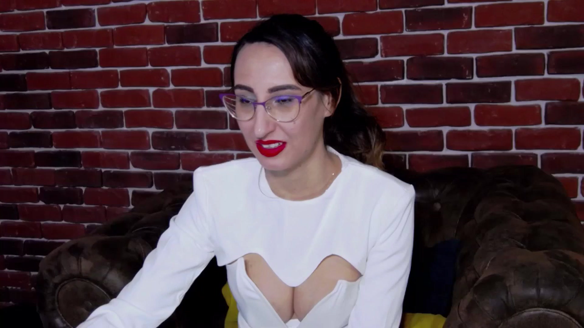 Gallery image thumbnail from LysAddiction's myfreecams stream on, 12/24/2023, 18:58 image 19 of 20