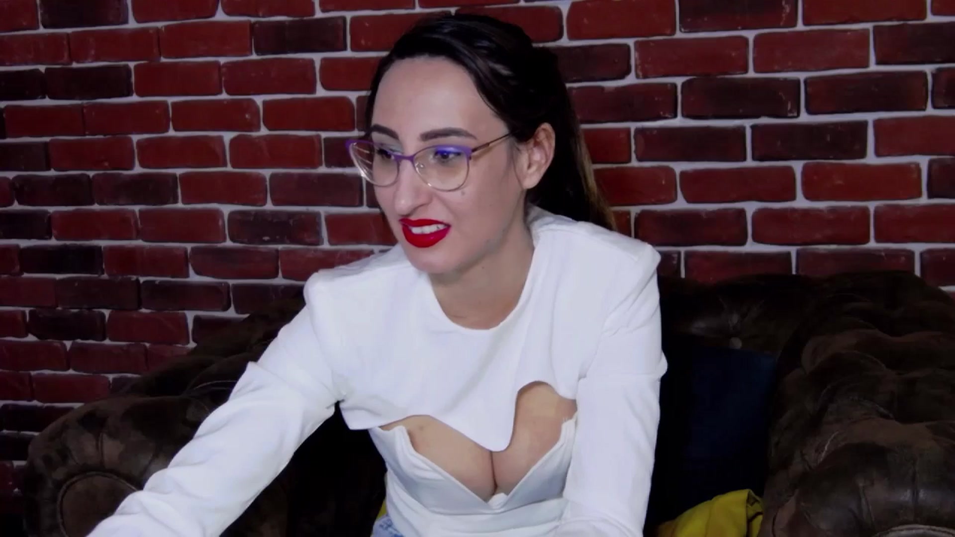 Gallery image thumbnail from LysAddiction's myfreecams stream on, 12/24/2023, 18:58 image 20 of 20