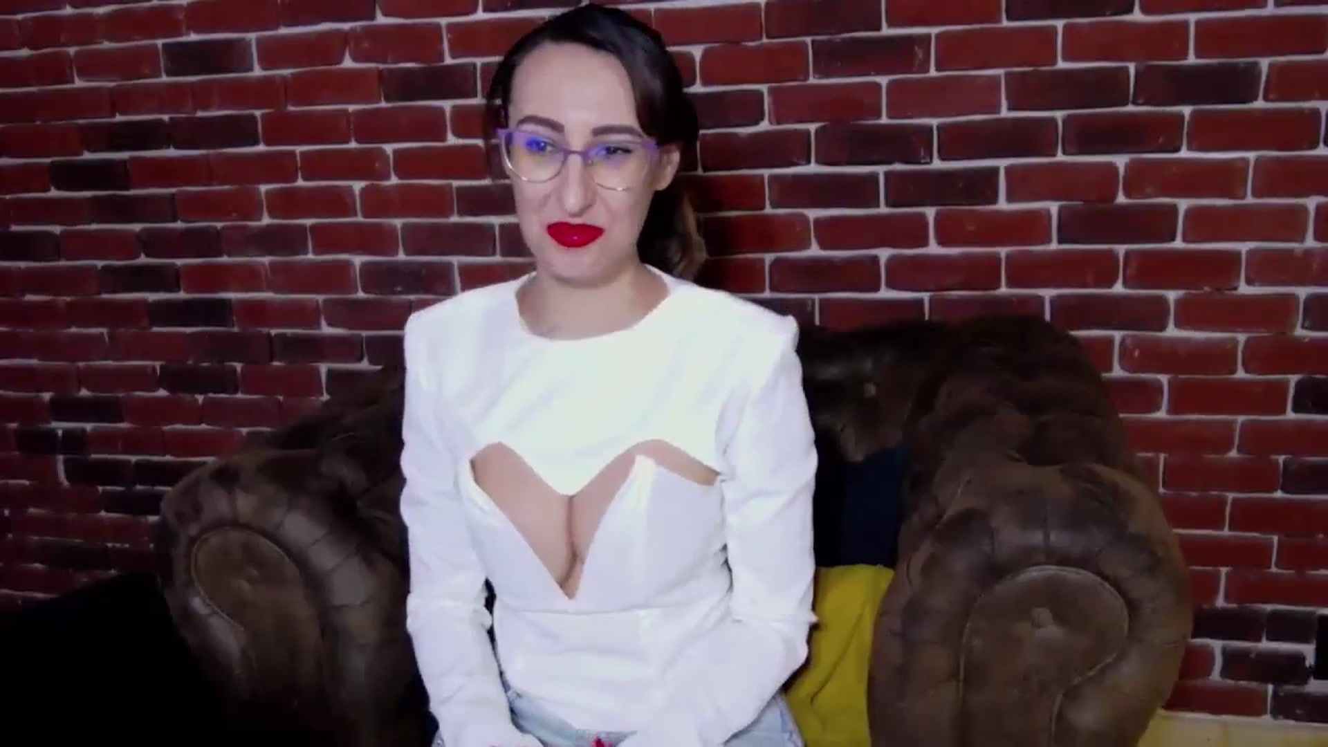 Gallery image thumbnail from LysAddiction's myfreecams stream on, 12/24/2023, 18:58 image 18 of 20