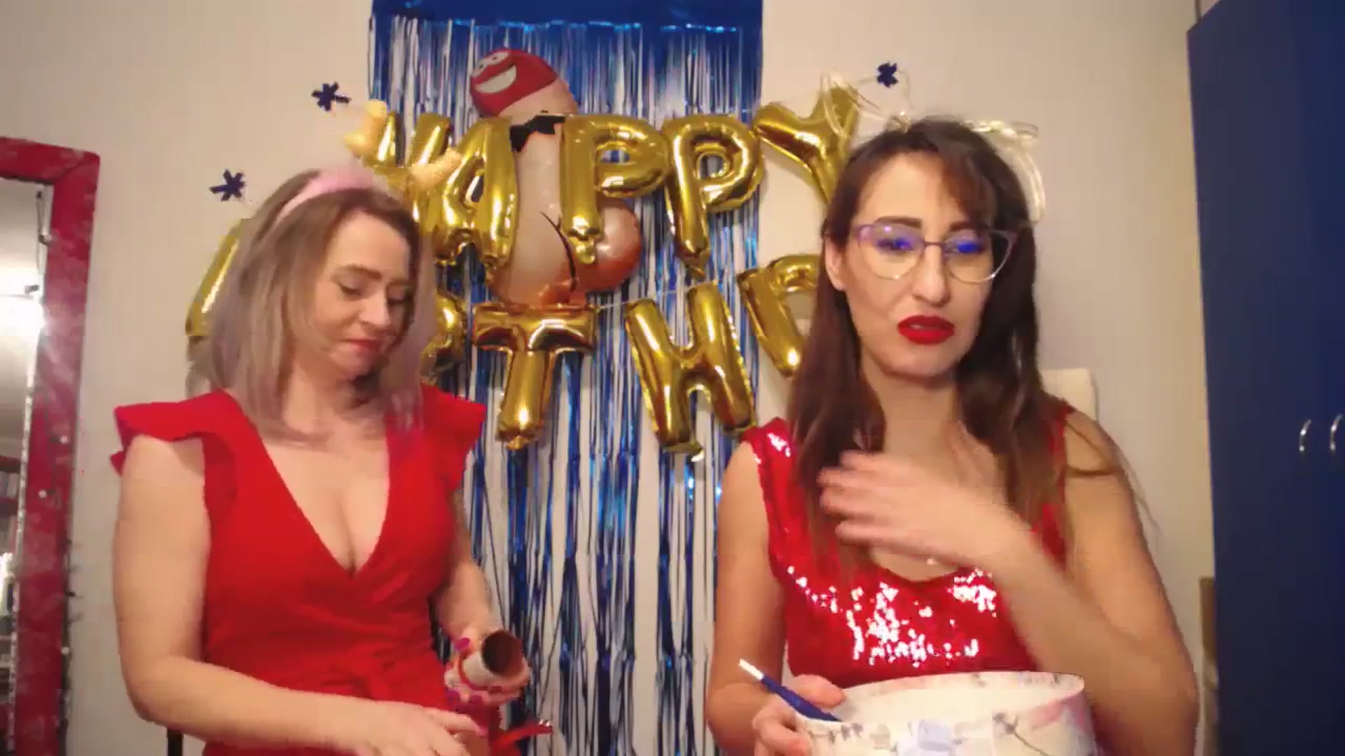 Gallery image thumbnail from LysAddiction's myfreecams stream on, 12/30/2023, 19:18 image 3 of 20