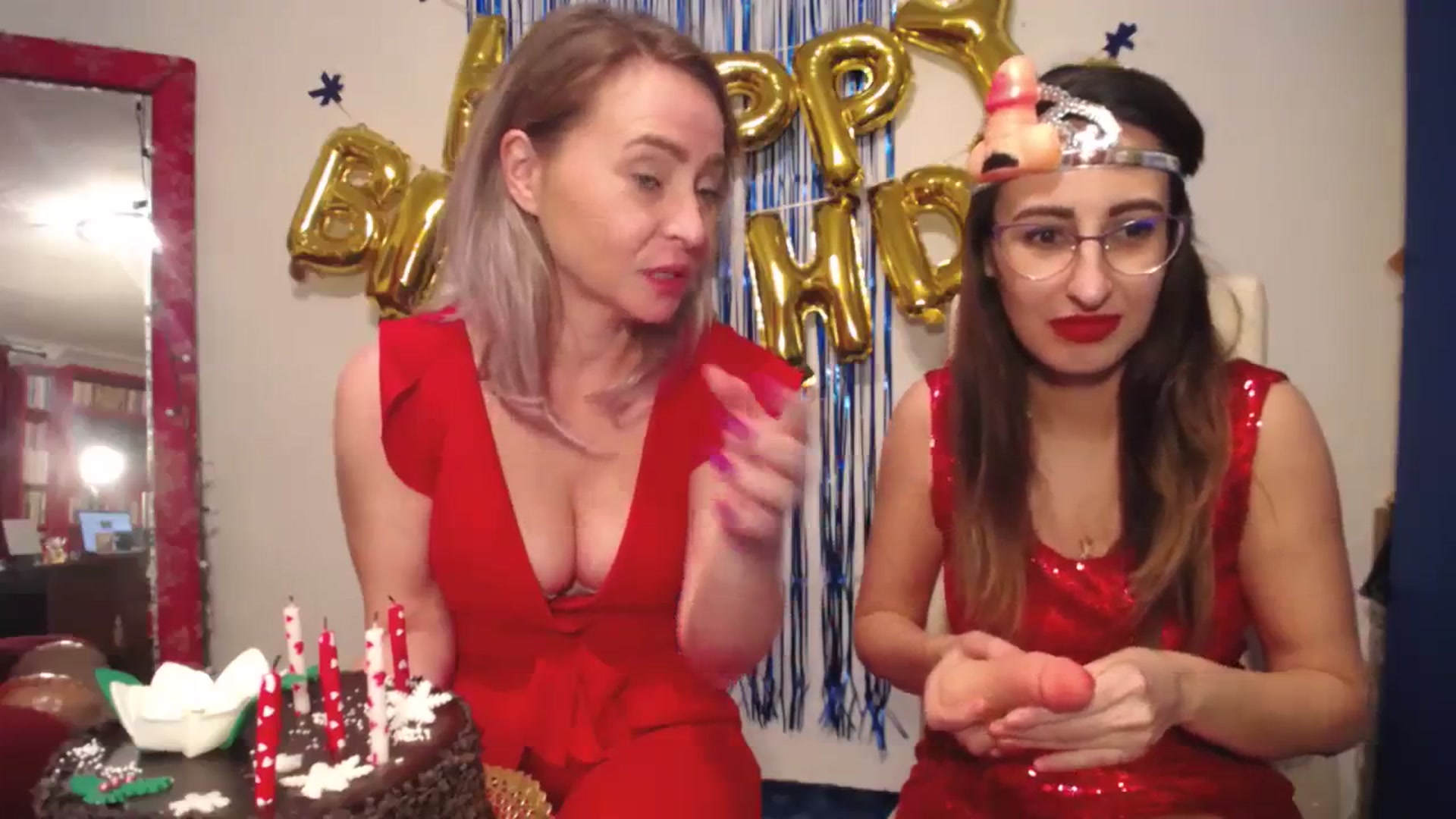 Gallery image thumbnail from LysAddiction's myfreecams stream on, 12/30/2023, 19:29 image 10 of 20