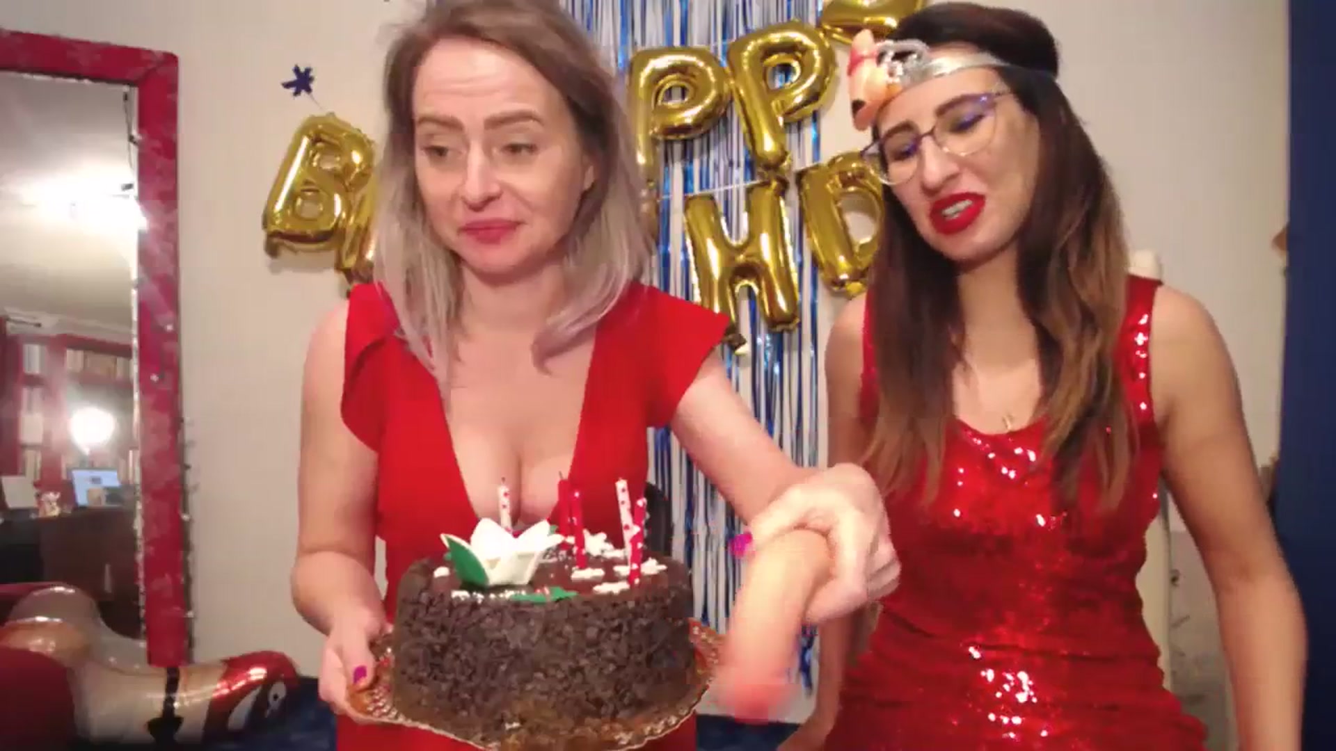 Gallery image thumbnail from LysAddiction's myfreecams stream on, 12/30/2023, 19:29 image 8 of 20