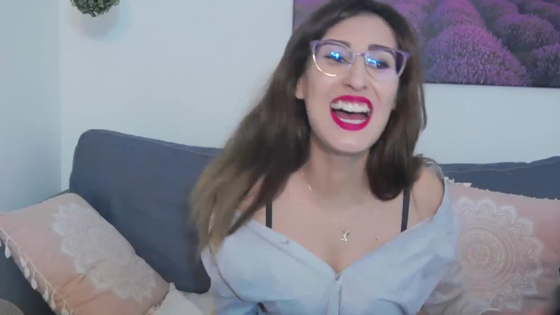 Gallery image thumbnail from LysAddiction's myfreecams stream on, 01/04/2024, 17:34 image 4 of 20