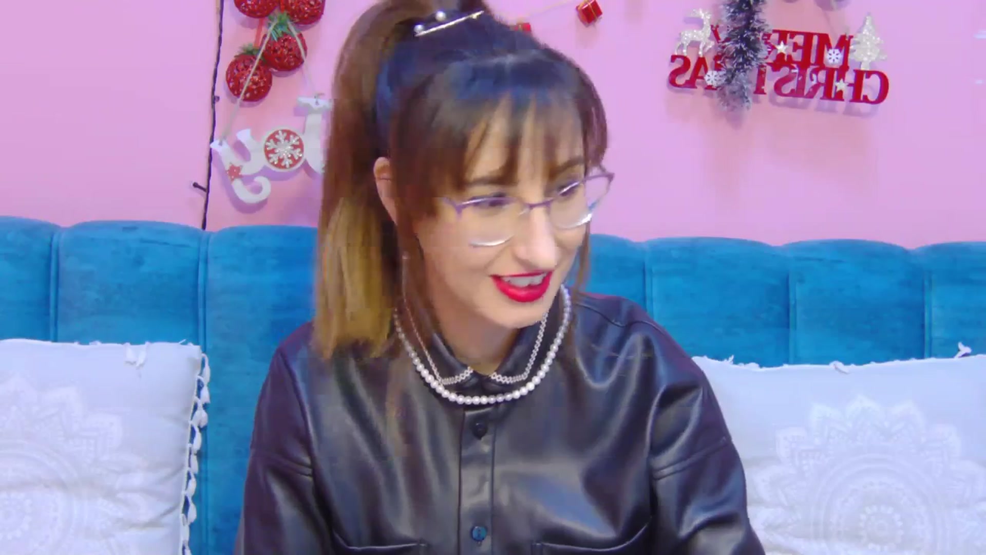 Gallery image thumbnail from LysAddiction's myfreecams stream on, 01/06/2024, 16:50 image 8 of 20