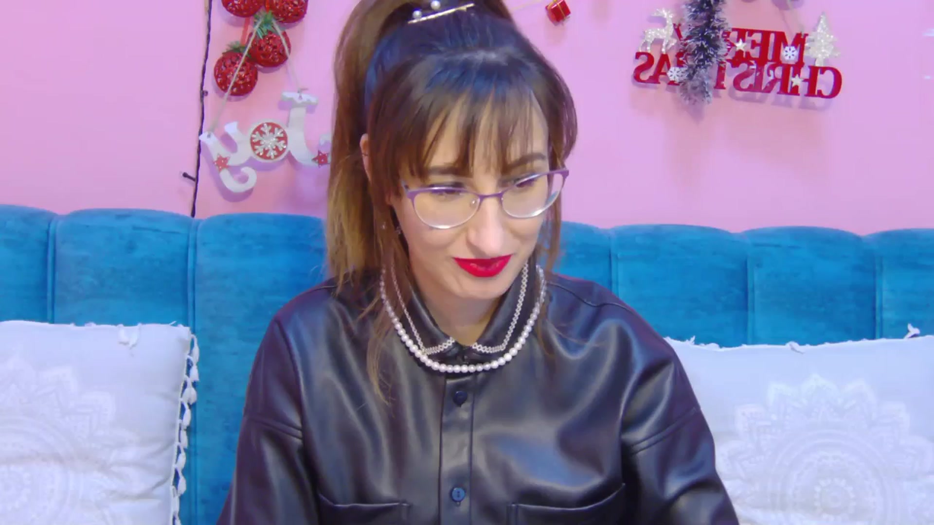 Gallery image thumbnail from LysAddiction's myfreecams stream on, 01/06/2024, 16:50 image 11 of 20