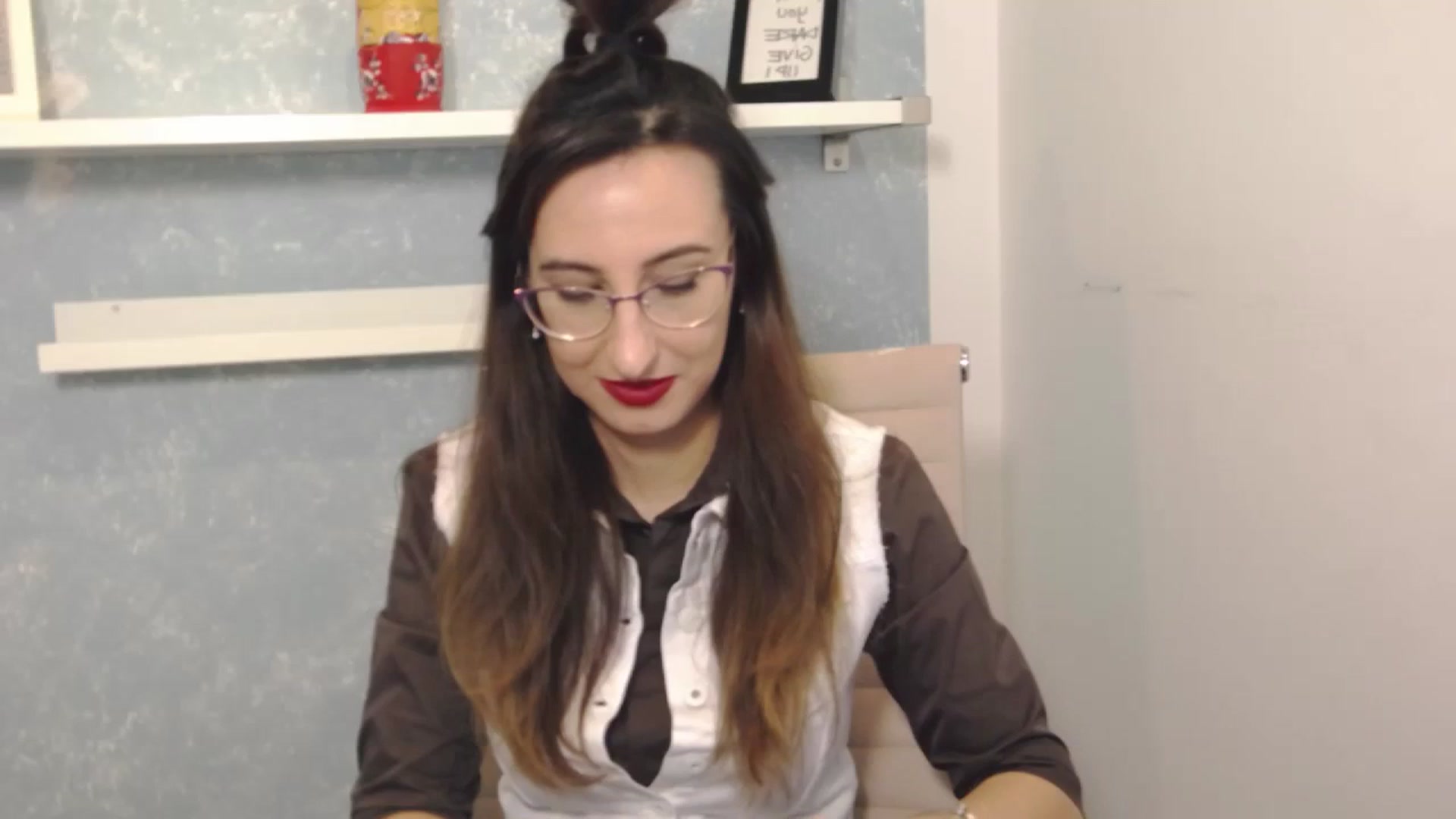 Gallery image thumbnail from LysAddiction's myfreecams stream on, 01/19/2024, 18:12 image 1 of 20