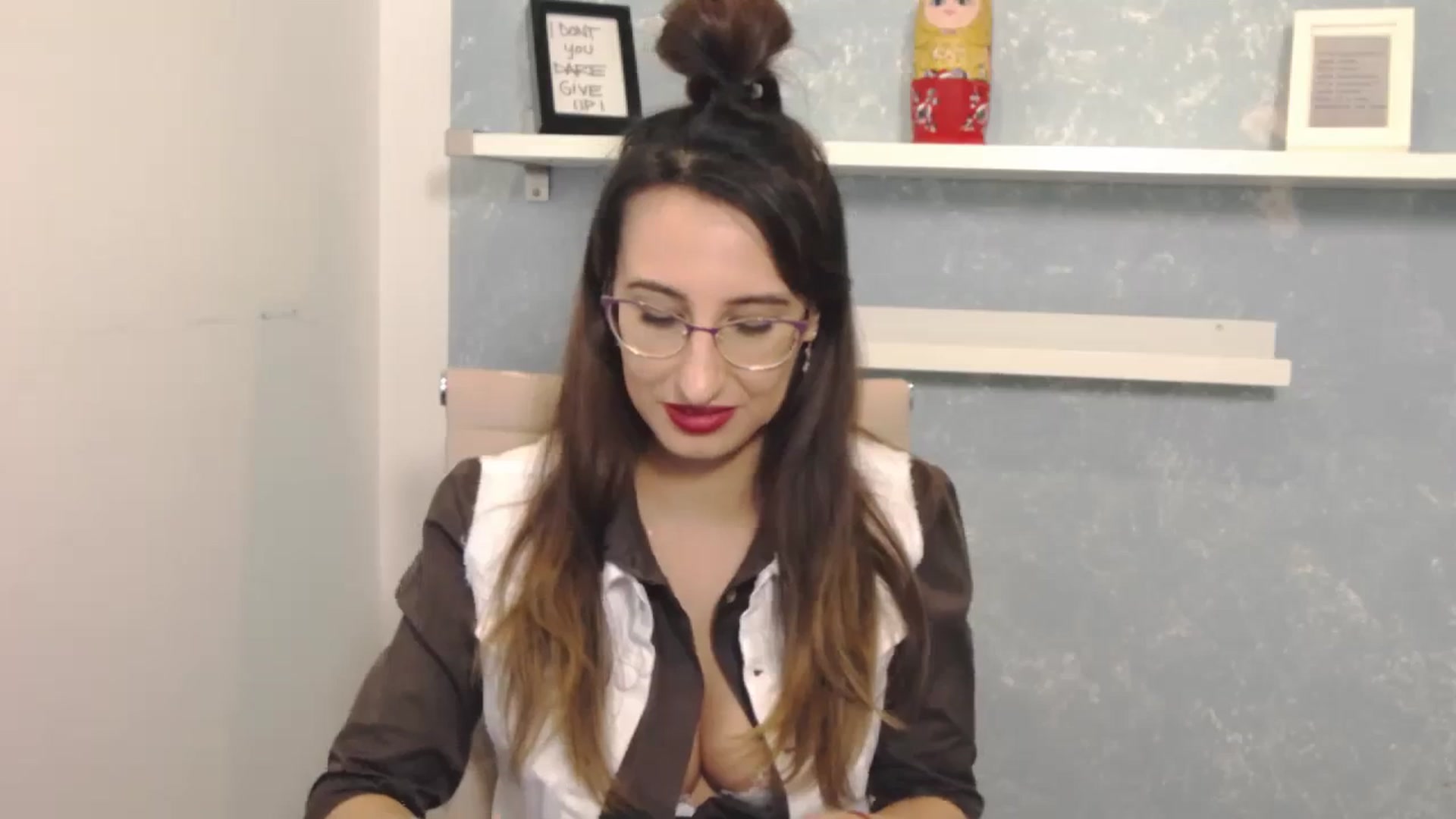 Gallery image thumbnail from LysAddiction's myfreecams stream on, 01/19/2024, 18:57 image 16 of 20