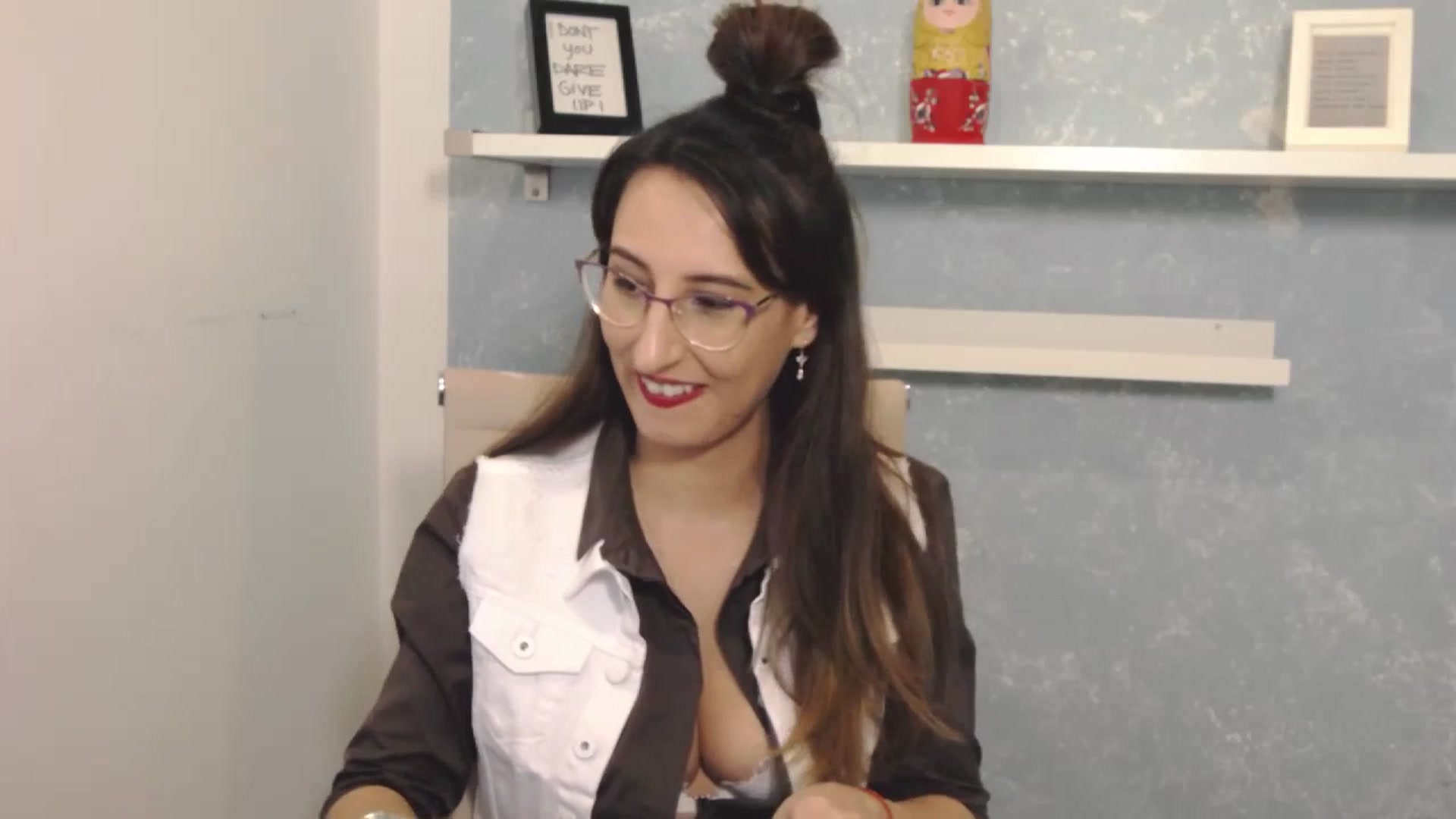 Gallery image thumbnail from LysAddiction's myfreecams stream on, 01/19/2024, 18:57 image 14 of 20