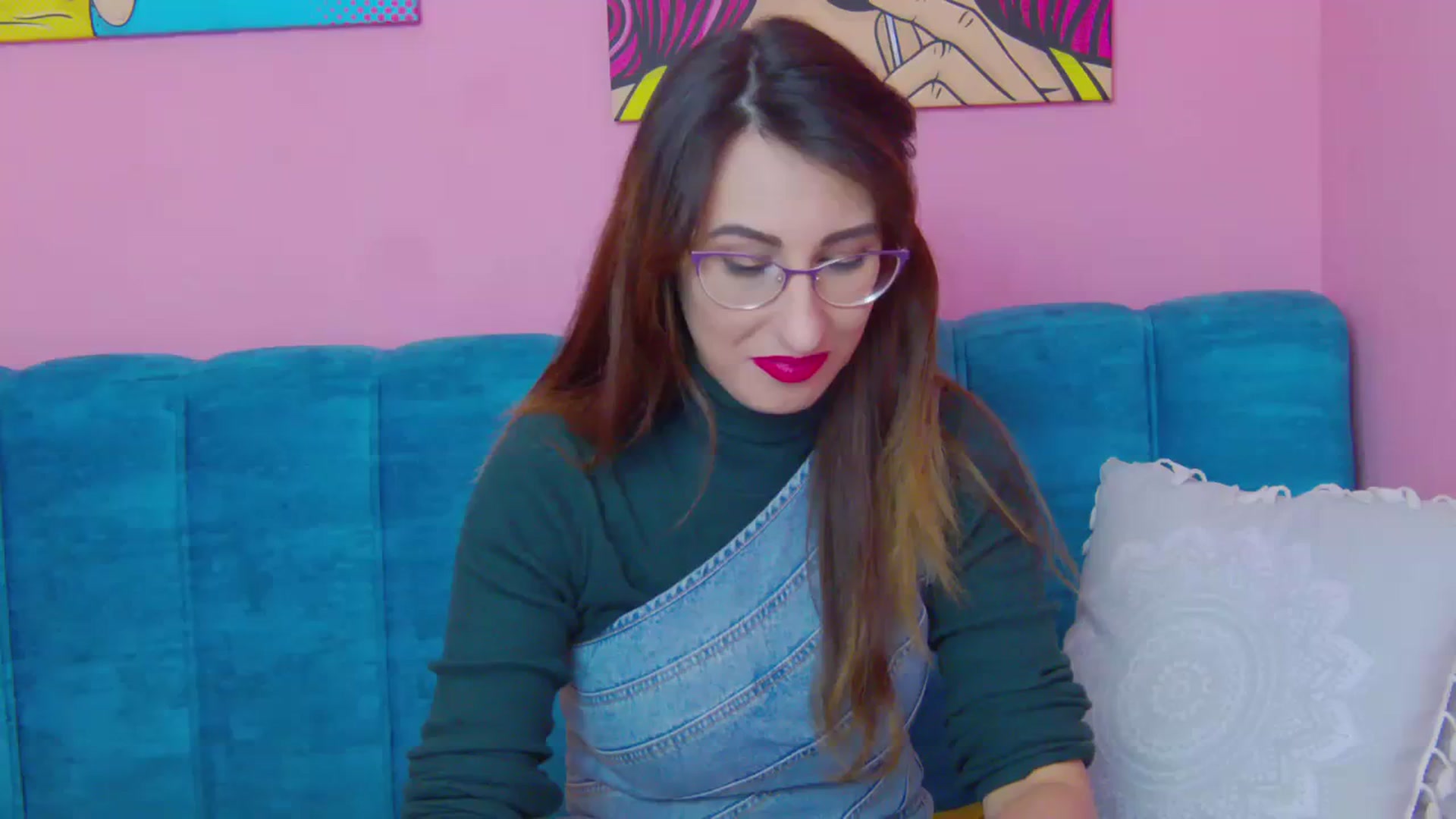 Gallery image thumbnail from LysAddiction's myfreecams stream on, 02/04/2024, 17:48 image 2 of 20