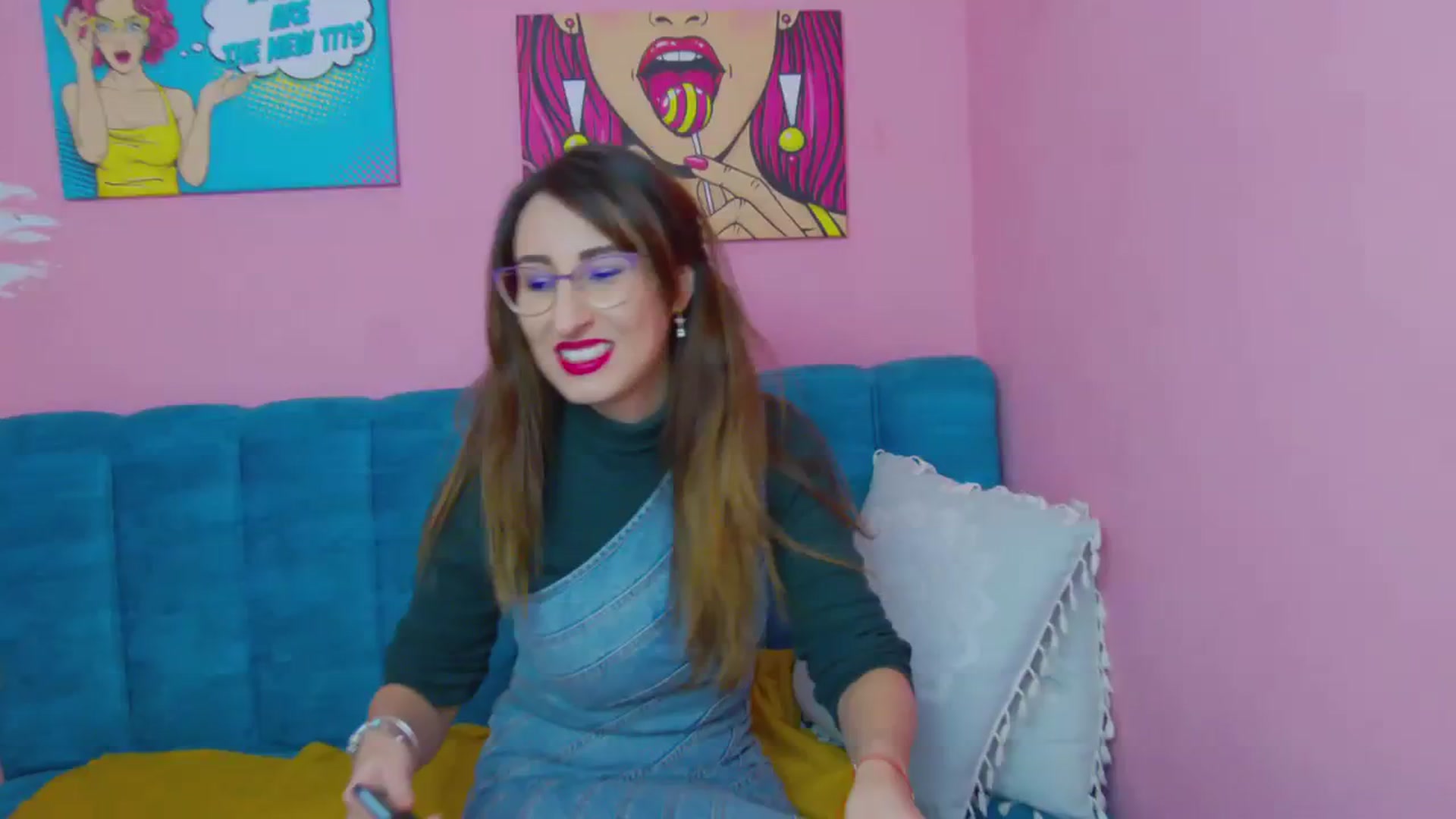 Gallery image thumbnail from LysAddiction's myfreecams stream on, 02/04/2024, 18:56 image 1 of 20