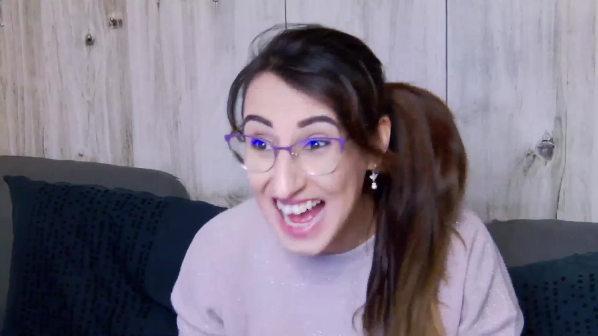 Gallery image thumbnail from LysAddiction's myfreecams stream on, 02/06/2024, 19:31 image 7 of 20