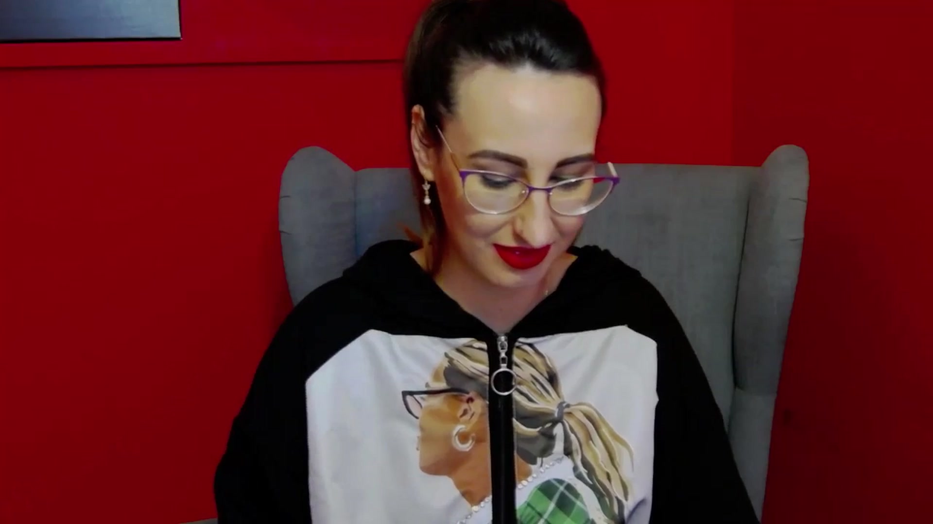 Gallery image thumbnail from LysAddiction's myfreecams stream on, 02/14/2024, 19:24 image 6 of 20