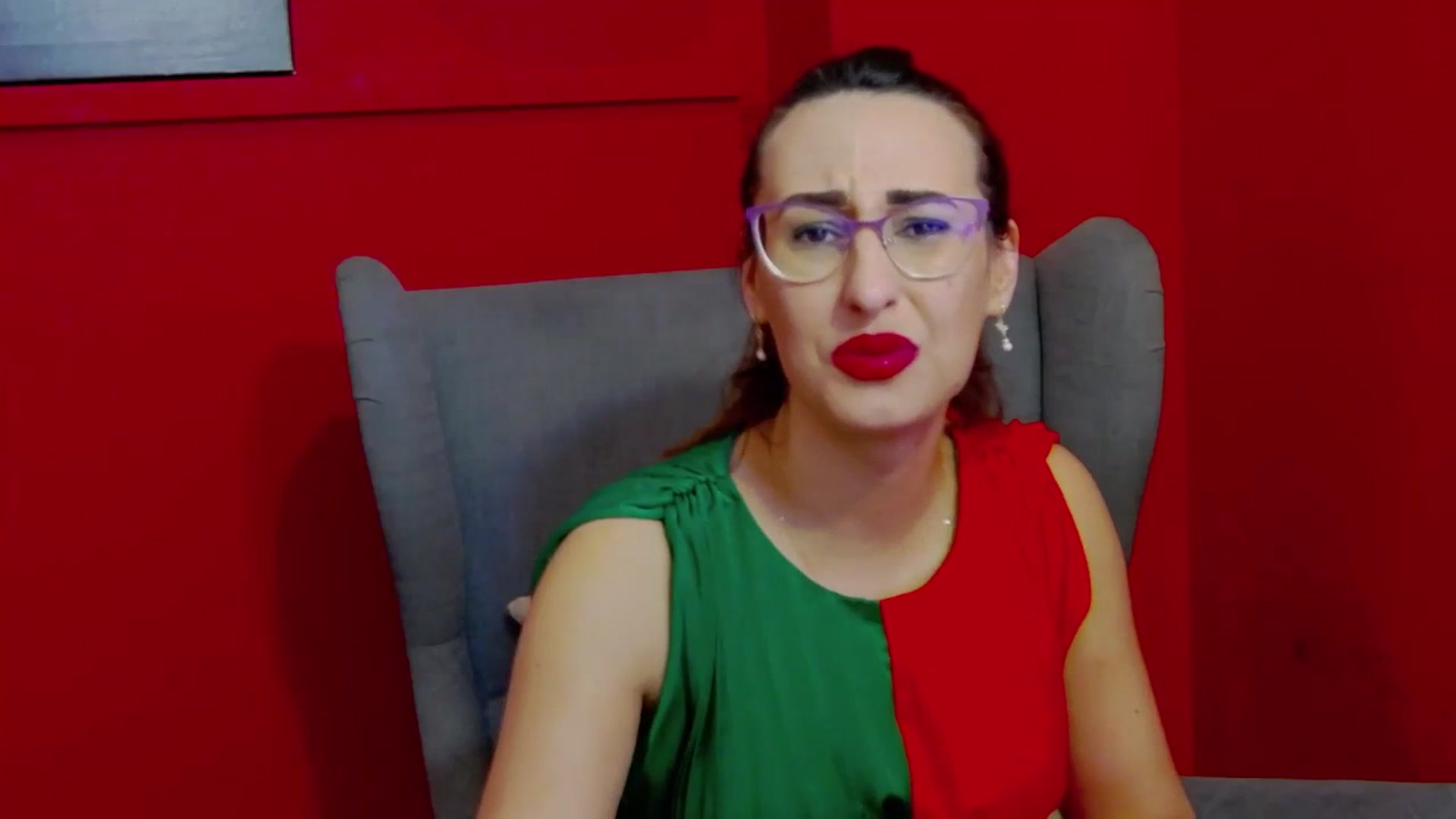 Gallery image thumbnail from LysAddiction's myfreecams stream on, 02/14/2024, 19:24 image 14 of 20