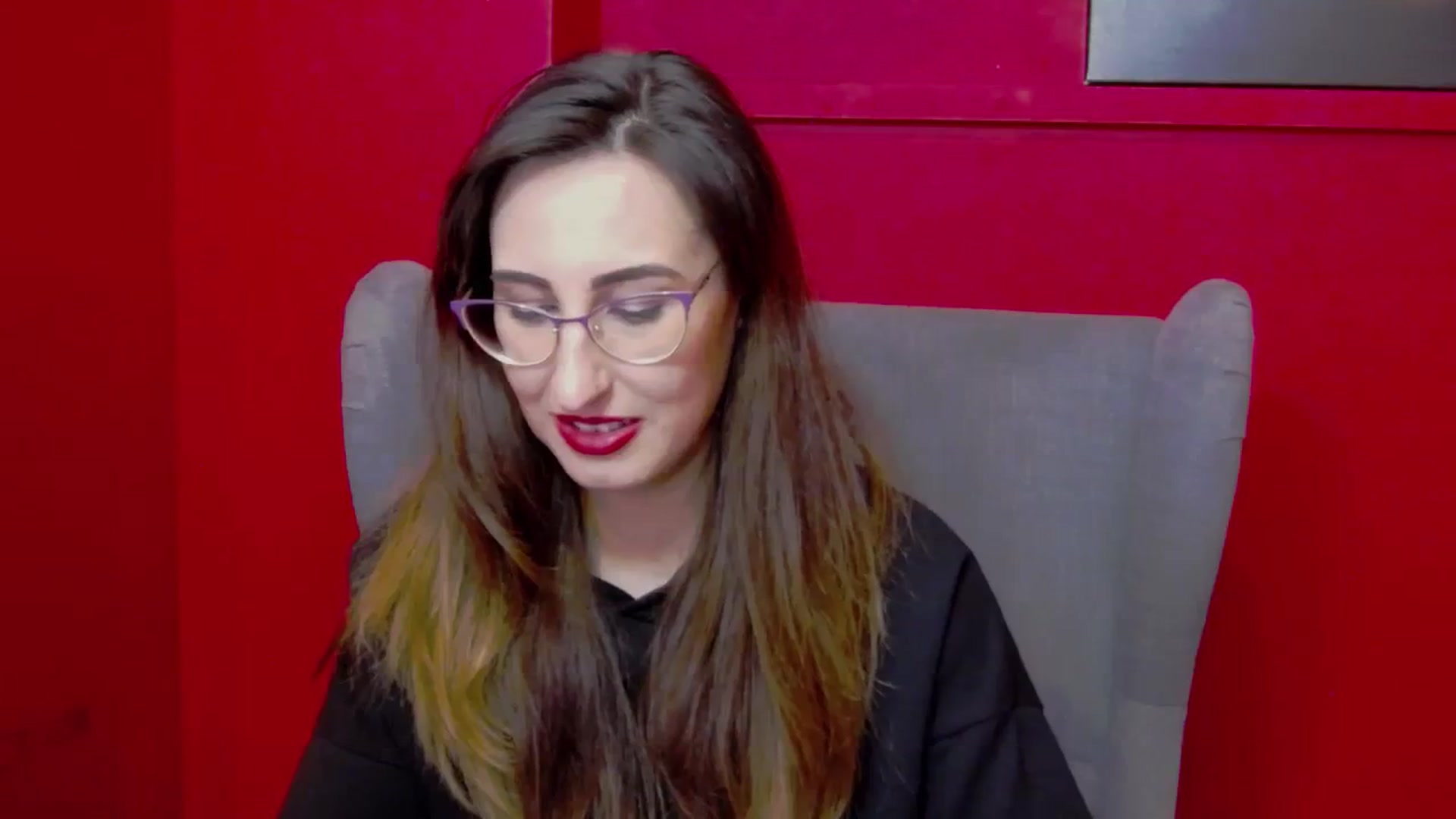 Gallery image thumbnail from LysAddiction's myfreecams stream on, 02/19/2024, 20:17 image 3 of 20