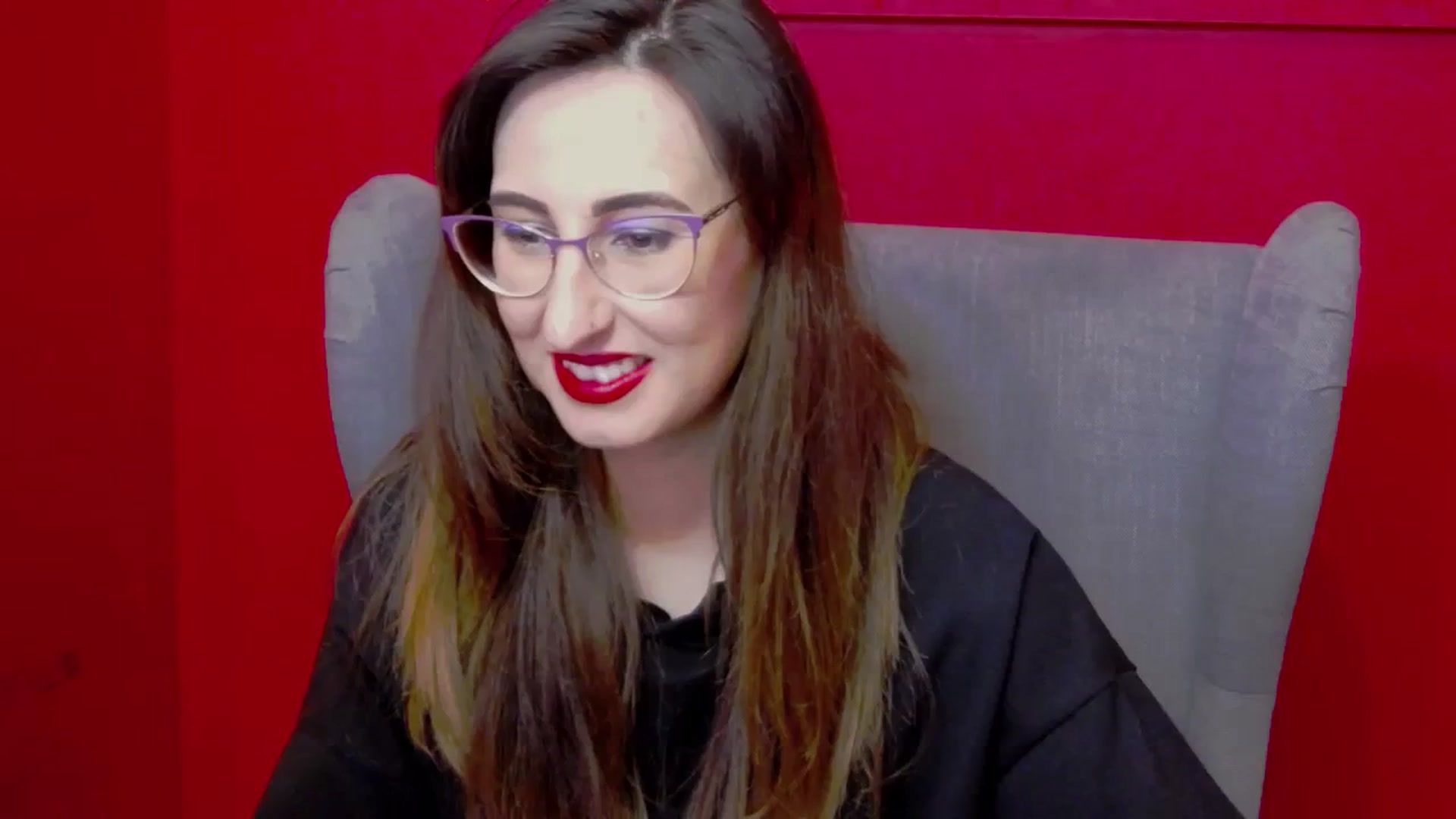 Gallery image thumbnail from LysAddiction's myfreecams stream on, 02/19/2024, 20:17 image 4 of 20