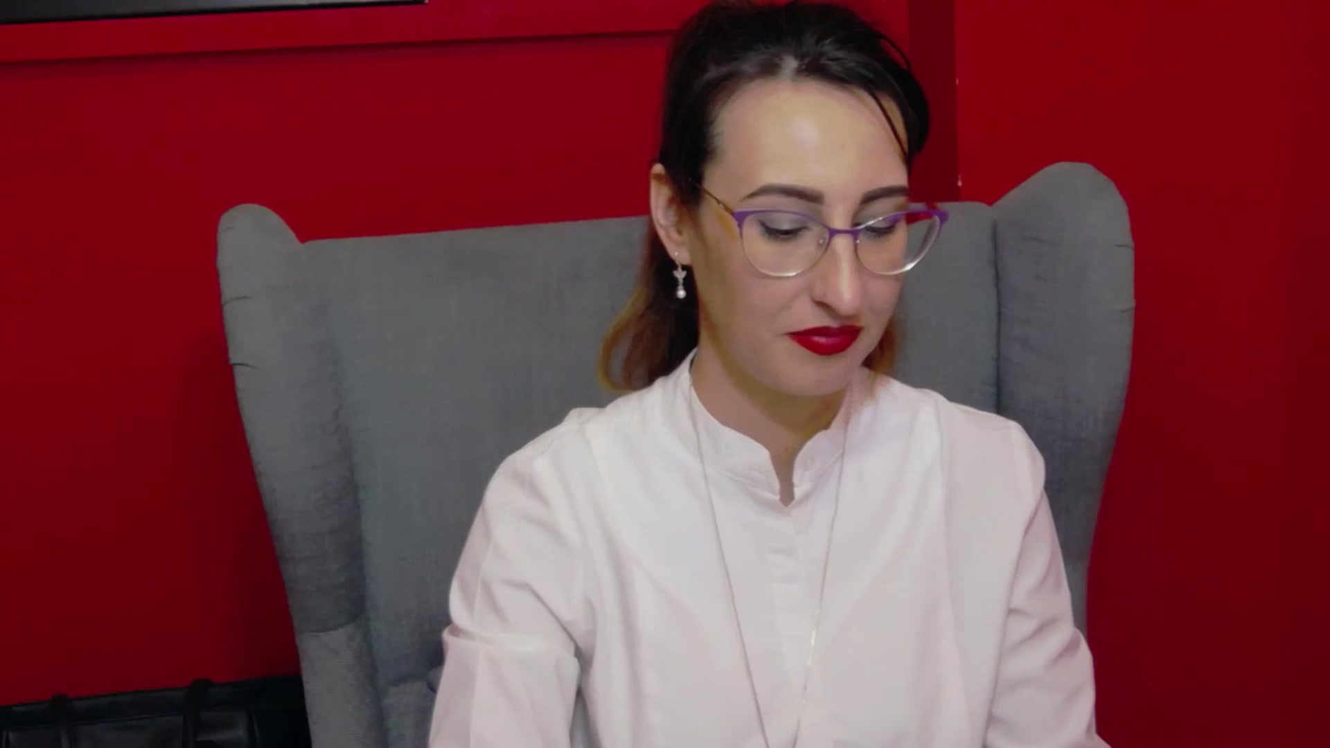 Gallery image thumbnail from LysAddiction's myfreecams stream on, 02/20/2024, 18:16 image 2 of 20