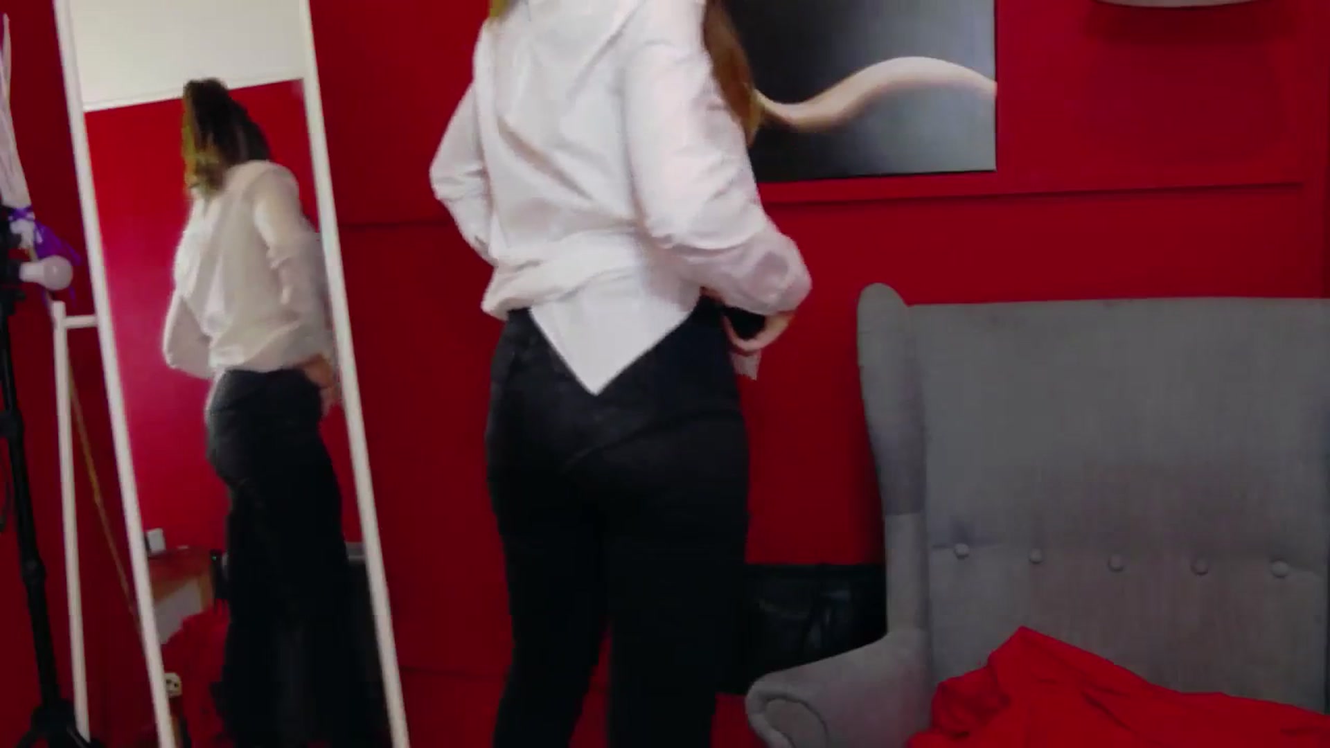Gallery image thumbnail from LysAddiction's myfreecams stream on, 02/20/2024, 20:04 image 8 of 20