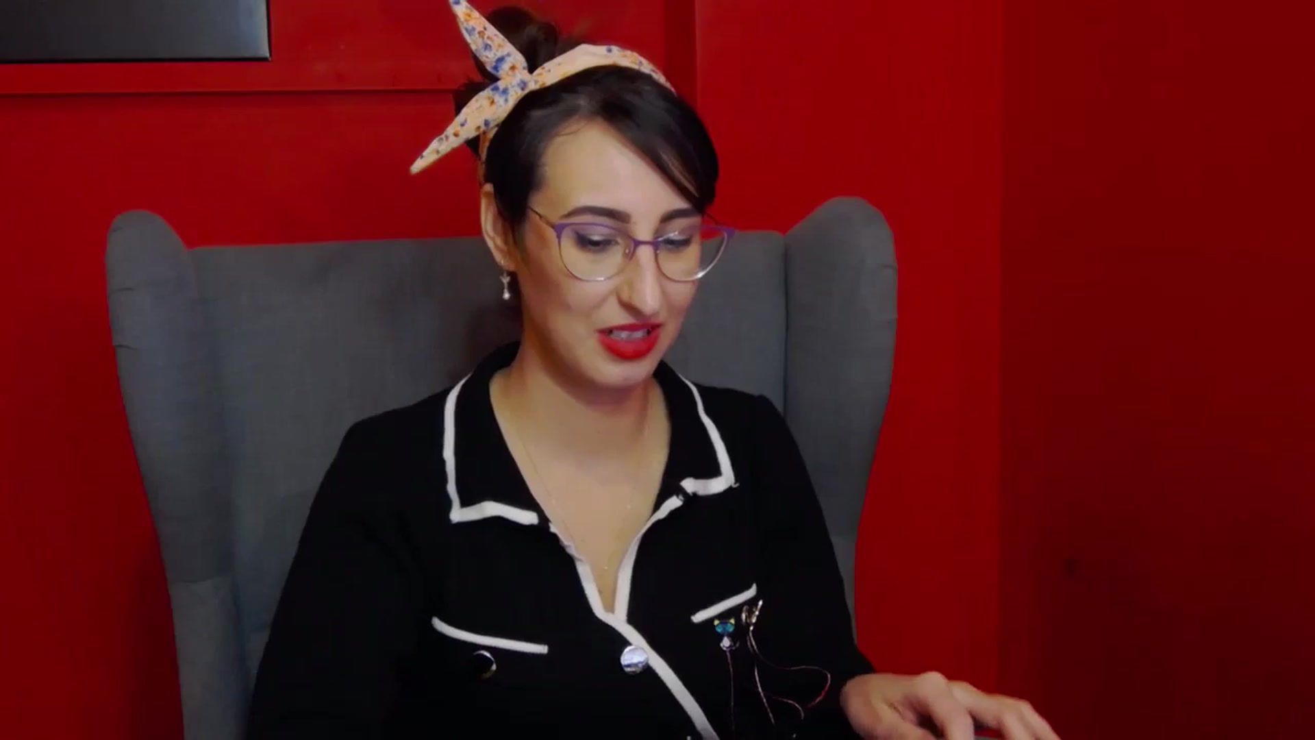 Gallery image thumbnail from LysAddiction's myfreecams stream on, 03/03/2024, 19:15 image 7 of 20